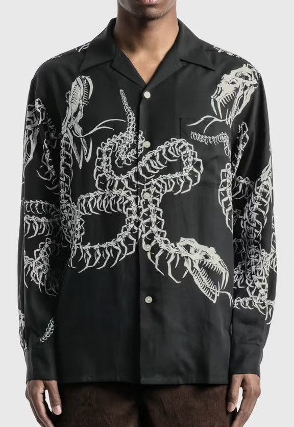 Wacko Maria RARE Wacko Maria ivory skeleton snake rayon shirt Size US L / EU 52-54 / 3 - 1 Thumbnail