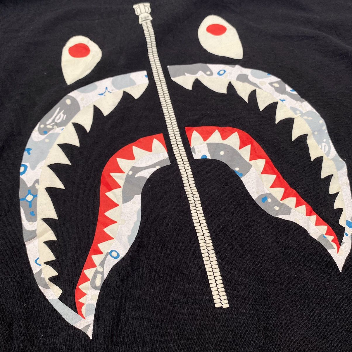 Bape BAPE Space Camo Shark Long Sleeve Tee (L) Size US L / EU 52-54 / 3 - 3 Thumbnail
