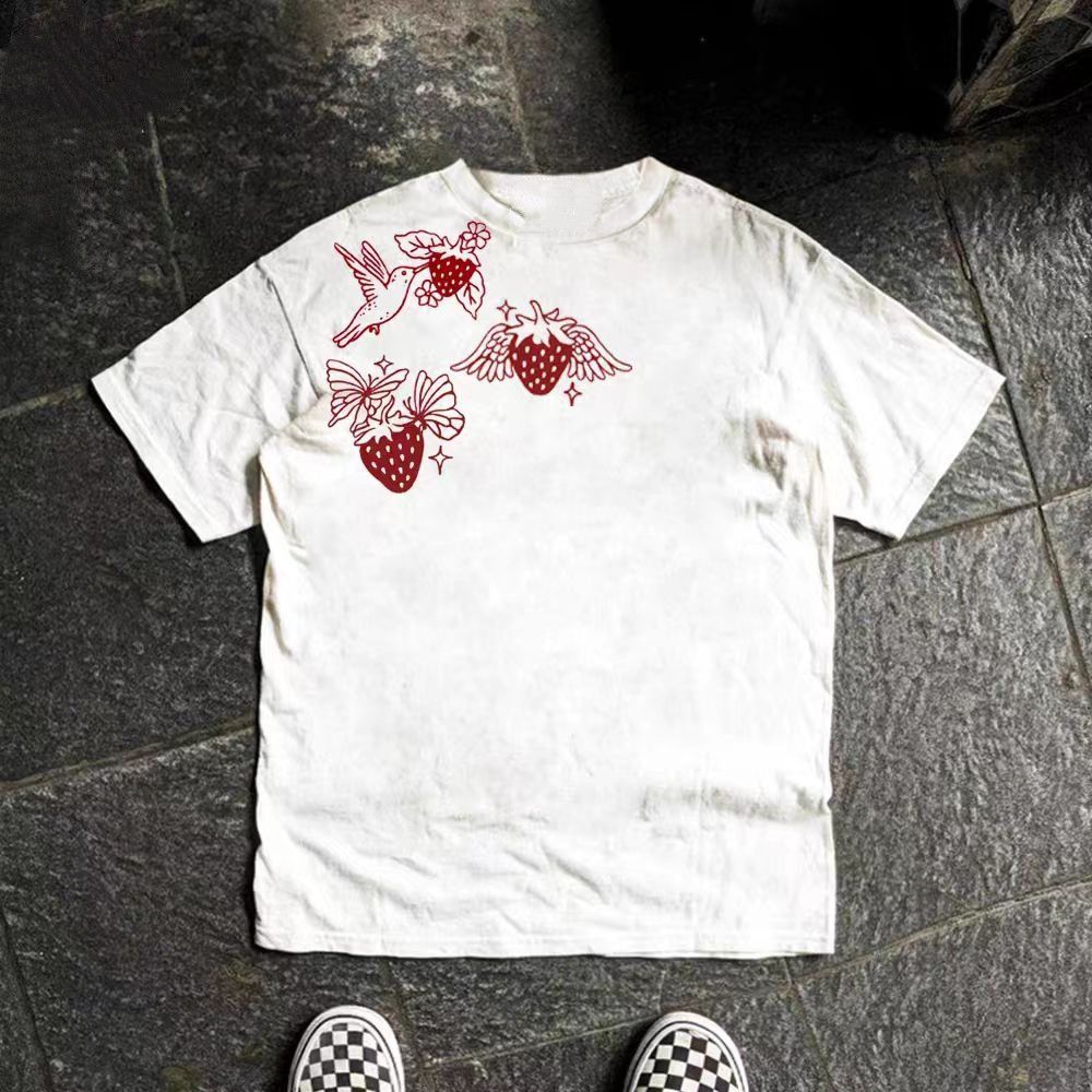Vintage White washed vintage strawberry print T-shirt Size US M / EU 48-50 / 2 - 1 Thumbnail