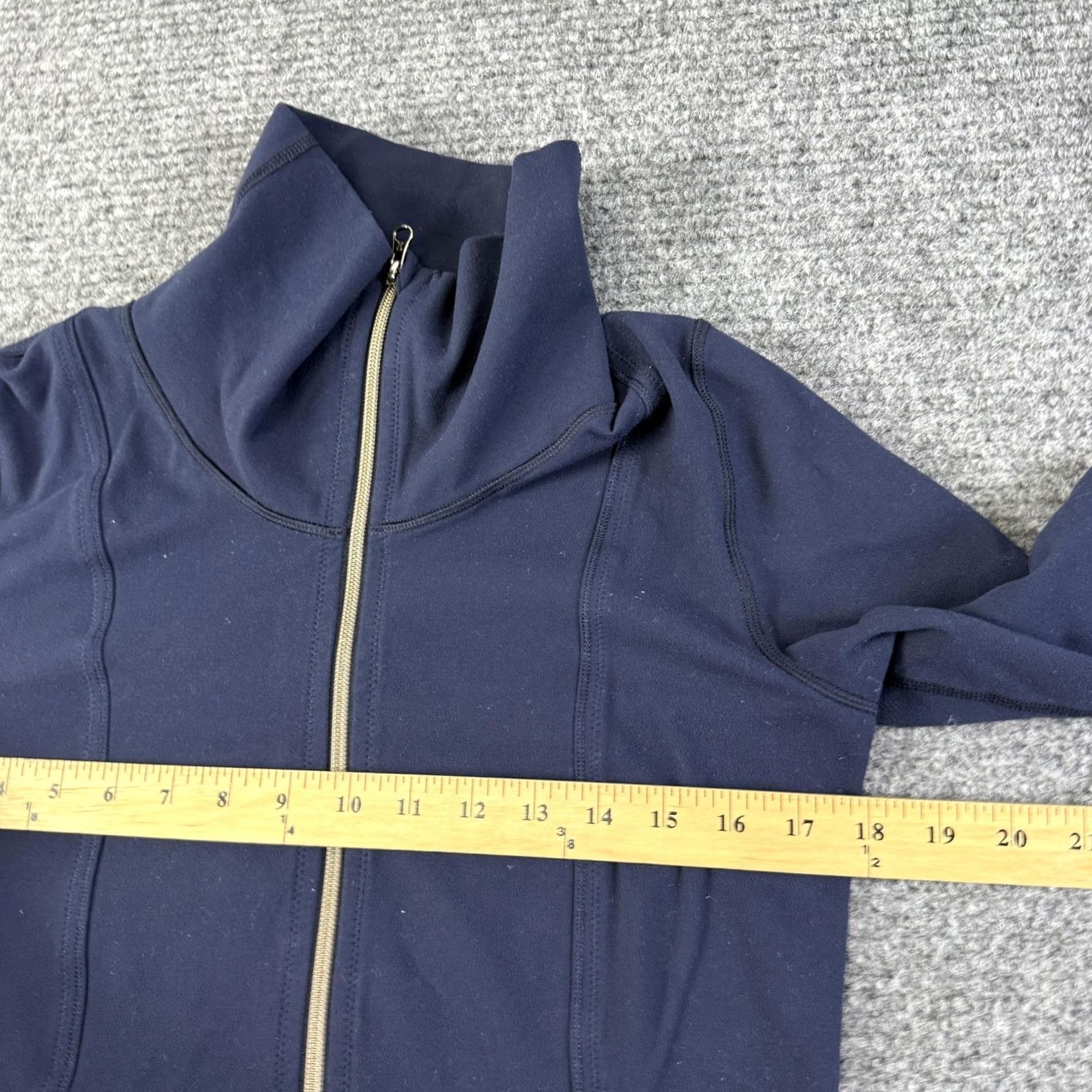 Lululemon Lululemon Jacket Womens 6 Blue Full Zip Track Athletic Running Yoga Slim Fit Size M / US 6-8 / IT 42-44 - 7 Thumbnail
