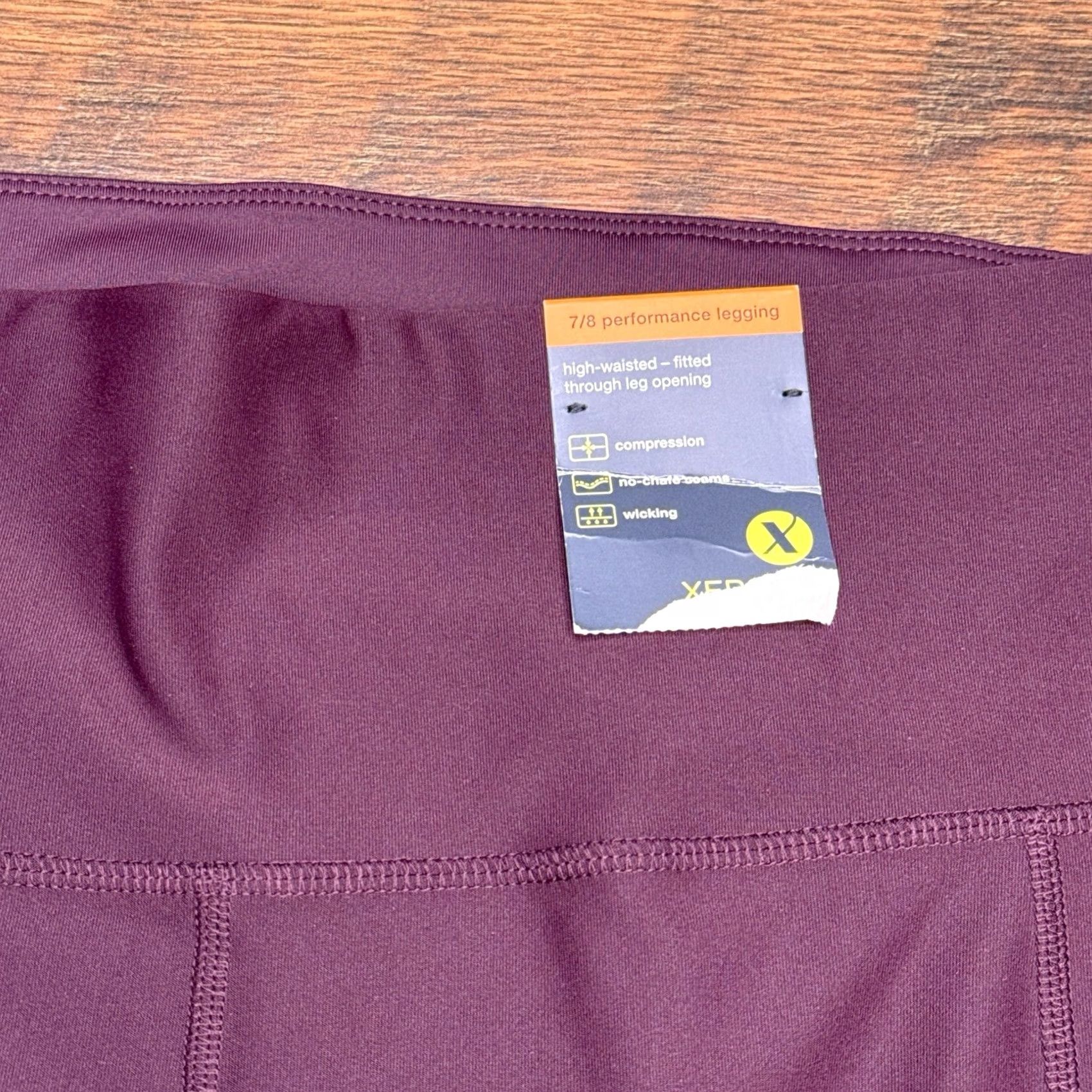 Vintage Xersion Leggings Womens L Burgundy Stretch New Tapered Leg Athletic Activewear Moisture Wicking Polyester Spandex Size 36" / US 14 / IT 50 - 4 Thumbnail