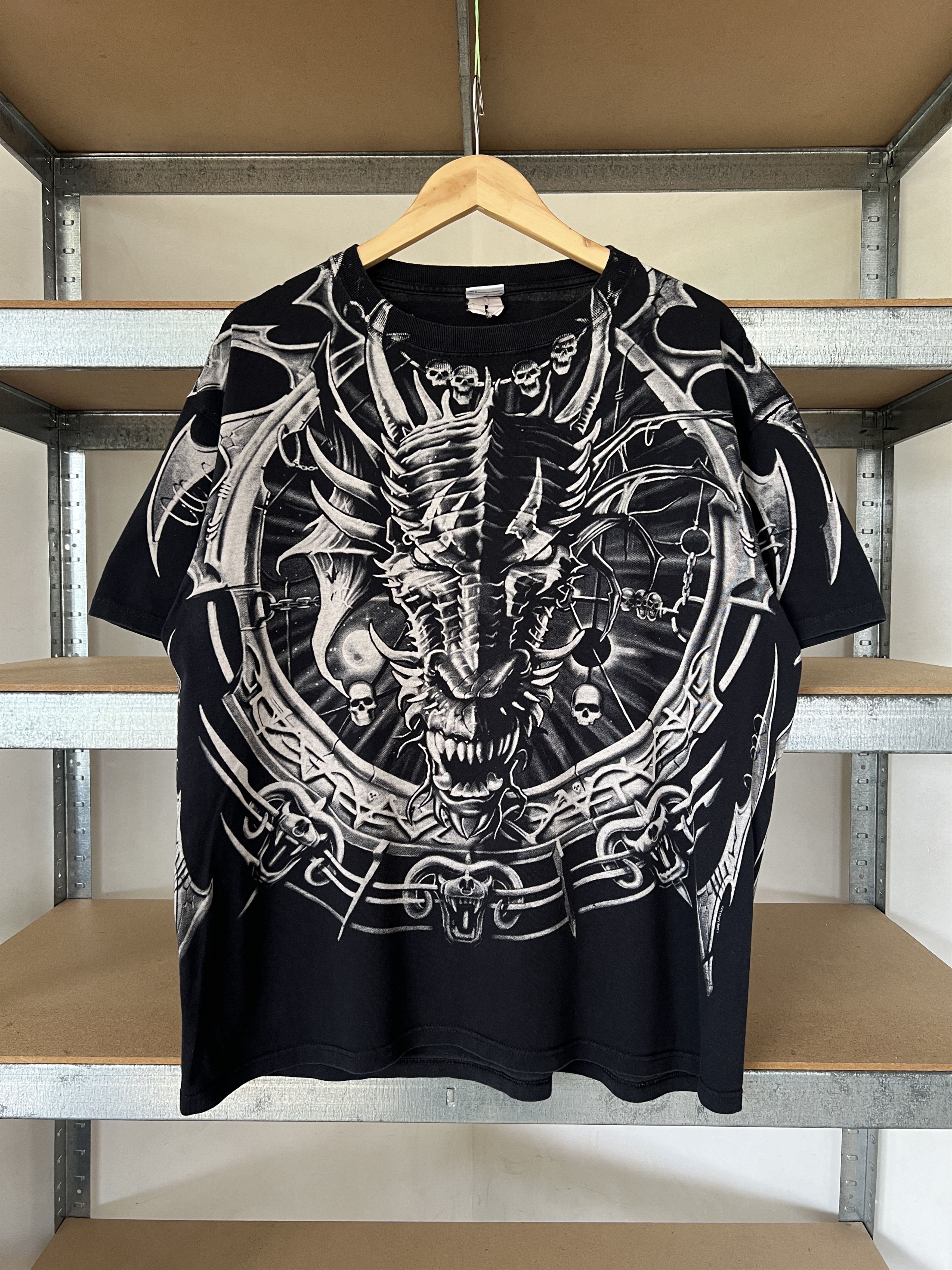 Liquid Blue Liquid Blue Dragon Catcher Vintage 2008 Universal Tee Size US XL / EU 56 / 4 - 1 Thumbnail