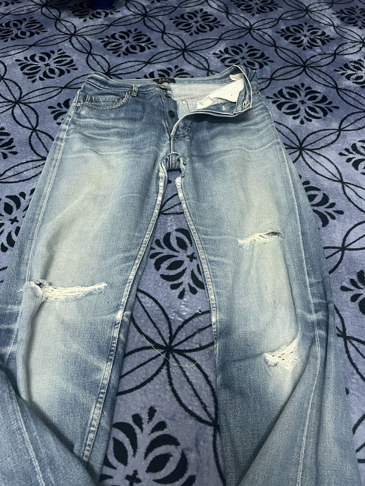 A.P.C. × Vintage A.P.C - Rue De Fleurus Paris Selvedge Button Fly Distressed Size US 29 - 4 Thumbnail