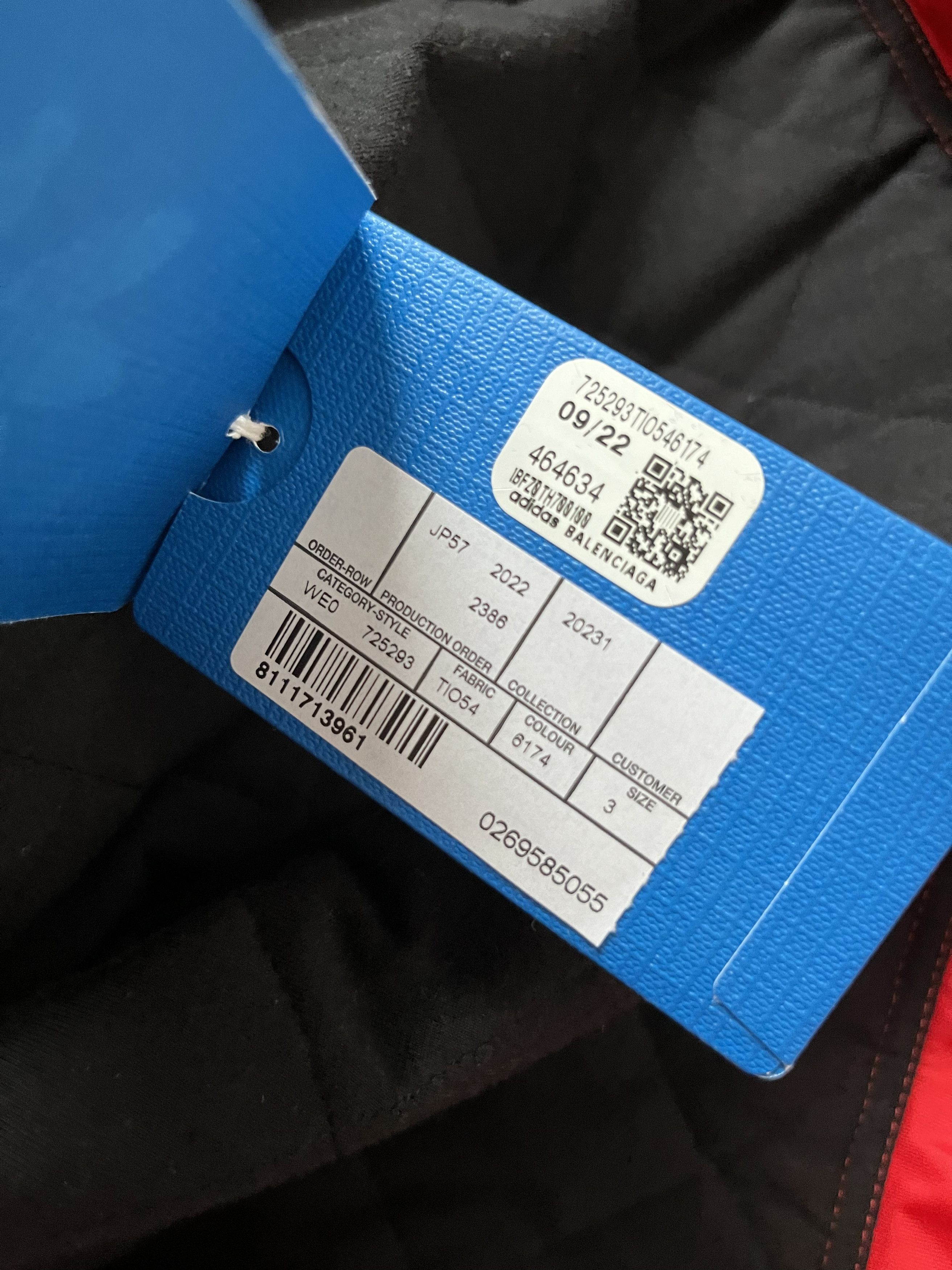 Adidas × Balenciaga Balenciaga Adidas red detachable parka Size US L / EU 52-54 / 3 - 10 Thumbnail