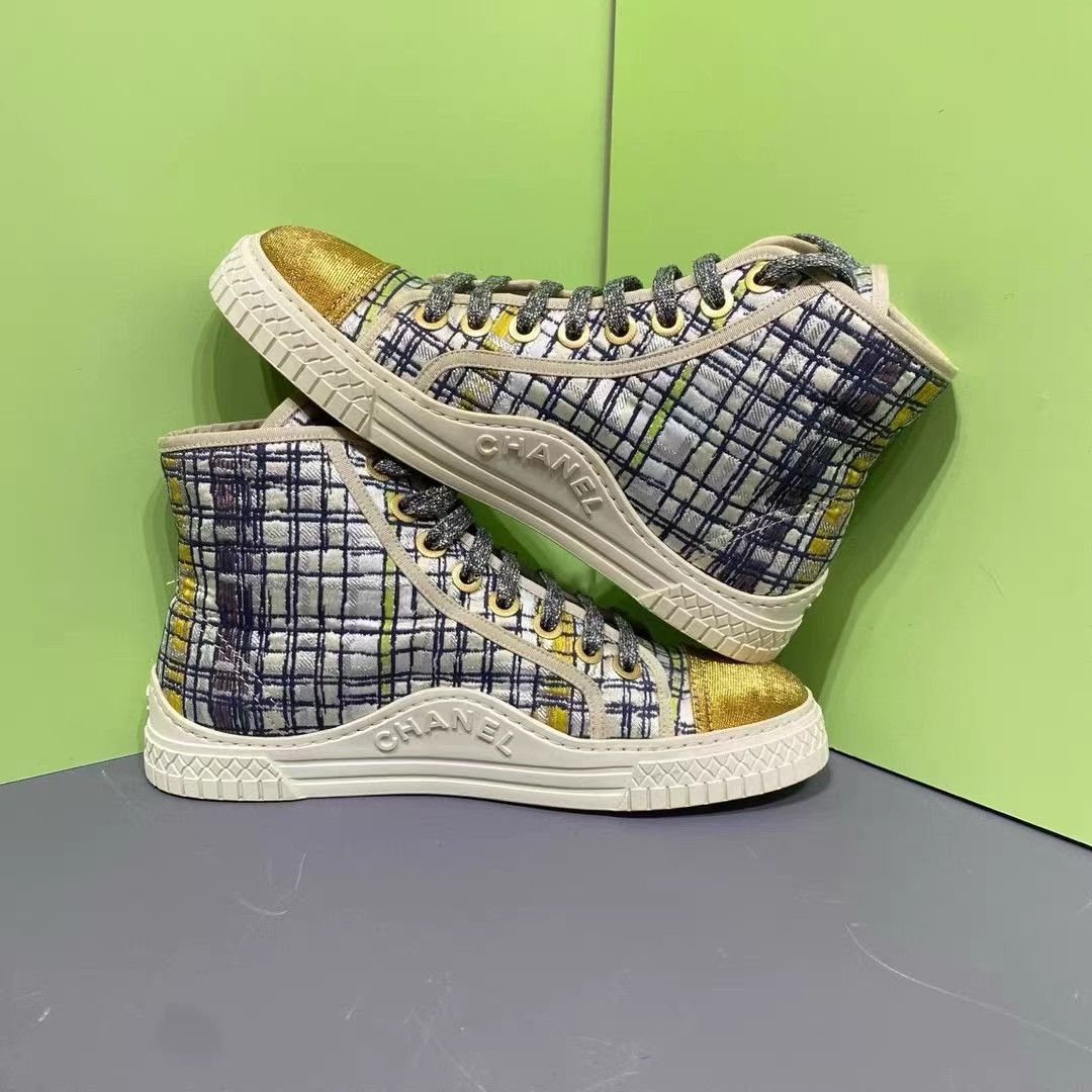 Chanel Chanel Gold Thread Knit Sneakers K15 Size US 7 / IT 37 - 5 Thumbnail