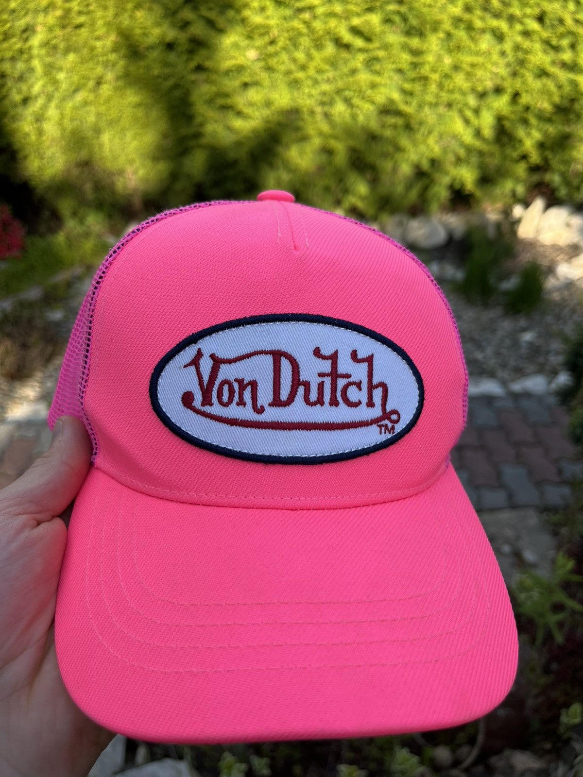 Ed Hardy × Von Dutch Vintage Von Dutch y2k trucker hat mesh cap neon pink Barbie Size ONE SIZE - 4 Thumbnail