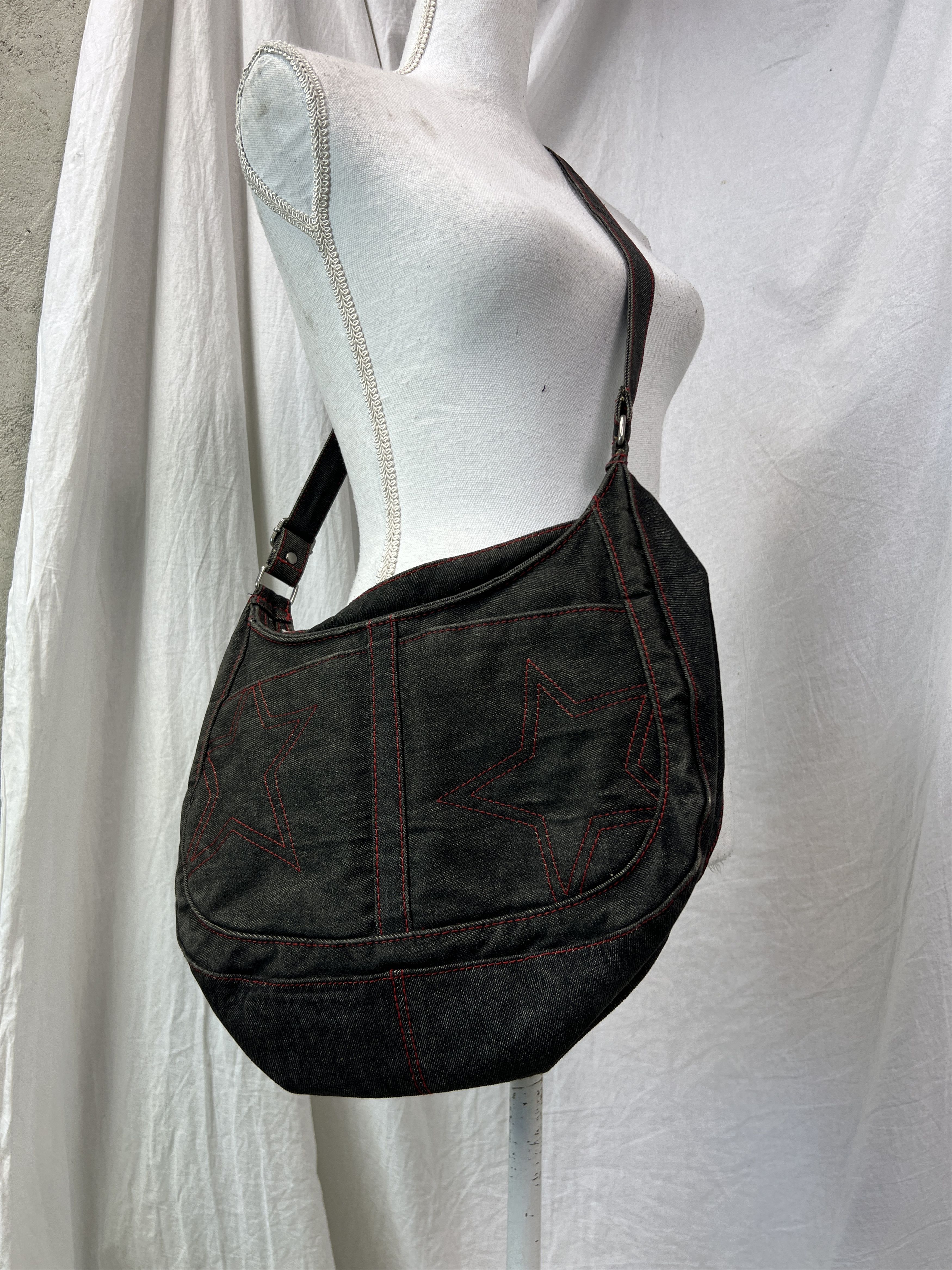Vintage Vintage Avant Garde Grunge Star Embroidered Bag Y2K Size ONE SIZE - 1 Thumbnail