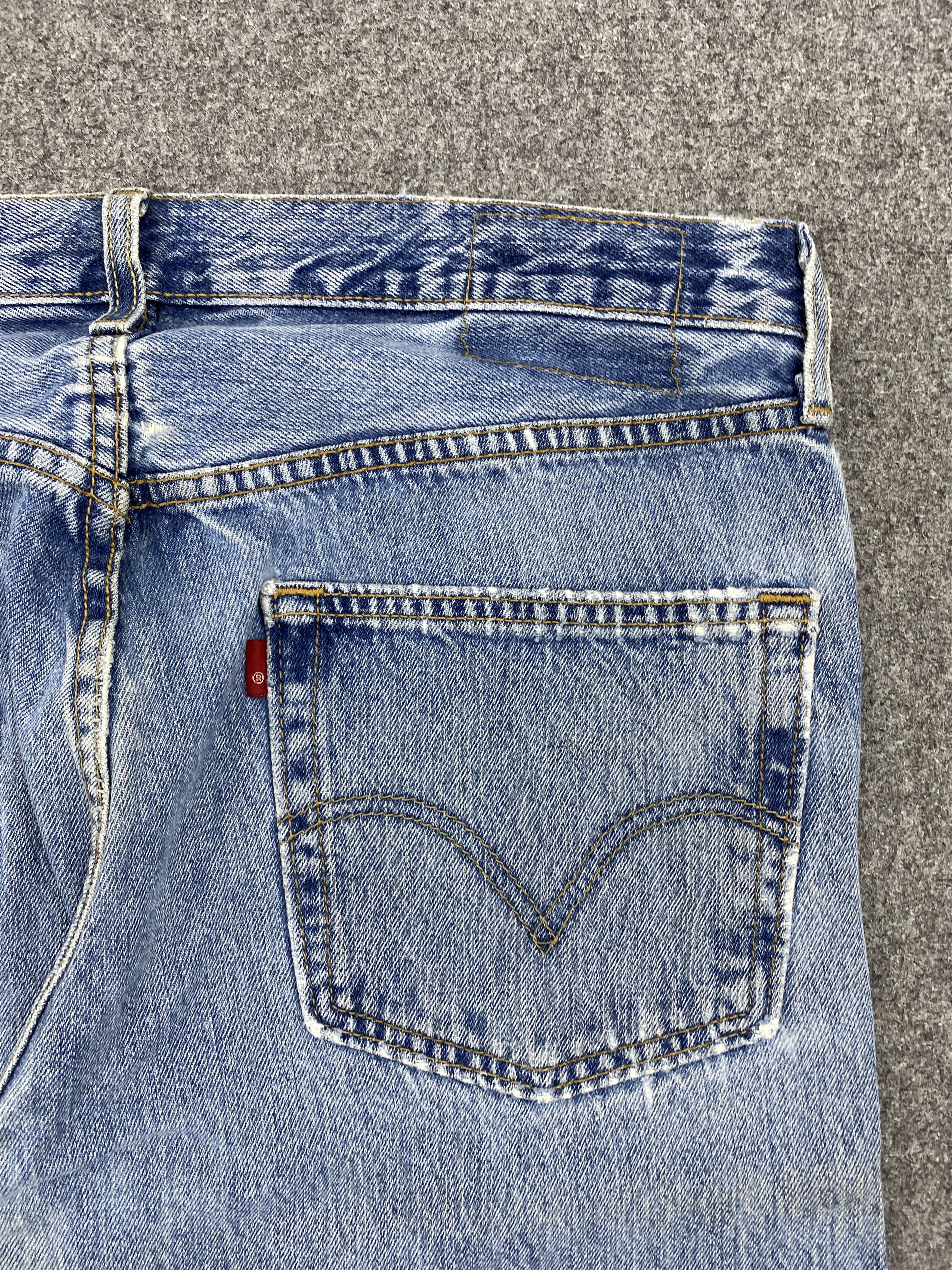 Levi's × Vintage Vintage 90s Levis Button Fly Denim Jeans Size US 32 / EU 48 - 14 Thumbnail