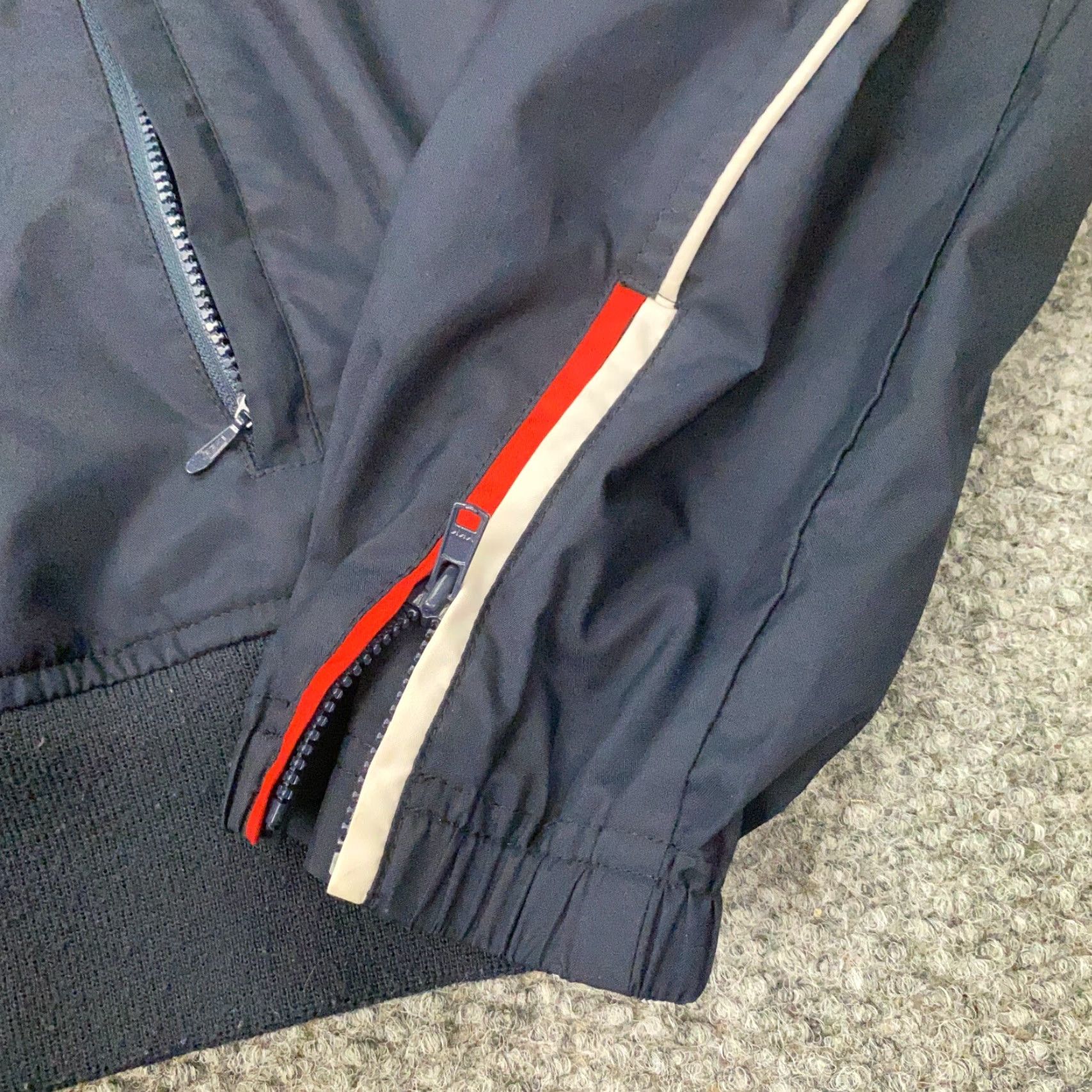 Tommy Hilfiger VINTAGE Tommy Hilfiger Mens Jacket XL Blue Windbreaker Full Zip Size US XL / EU 56 / 4 - 2 Thumbnail
