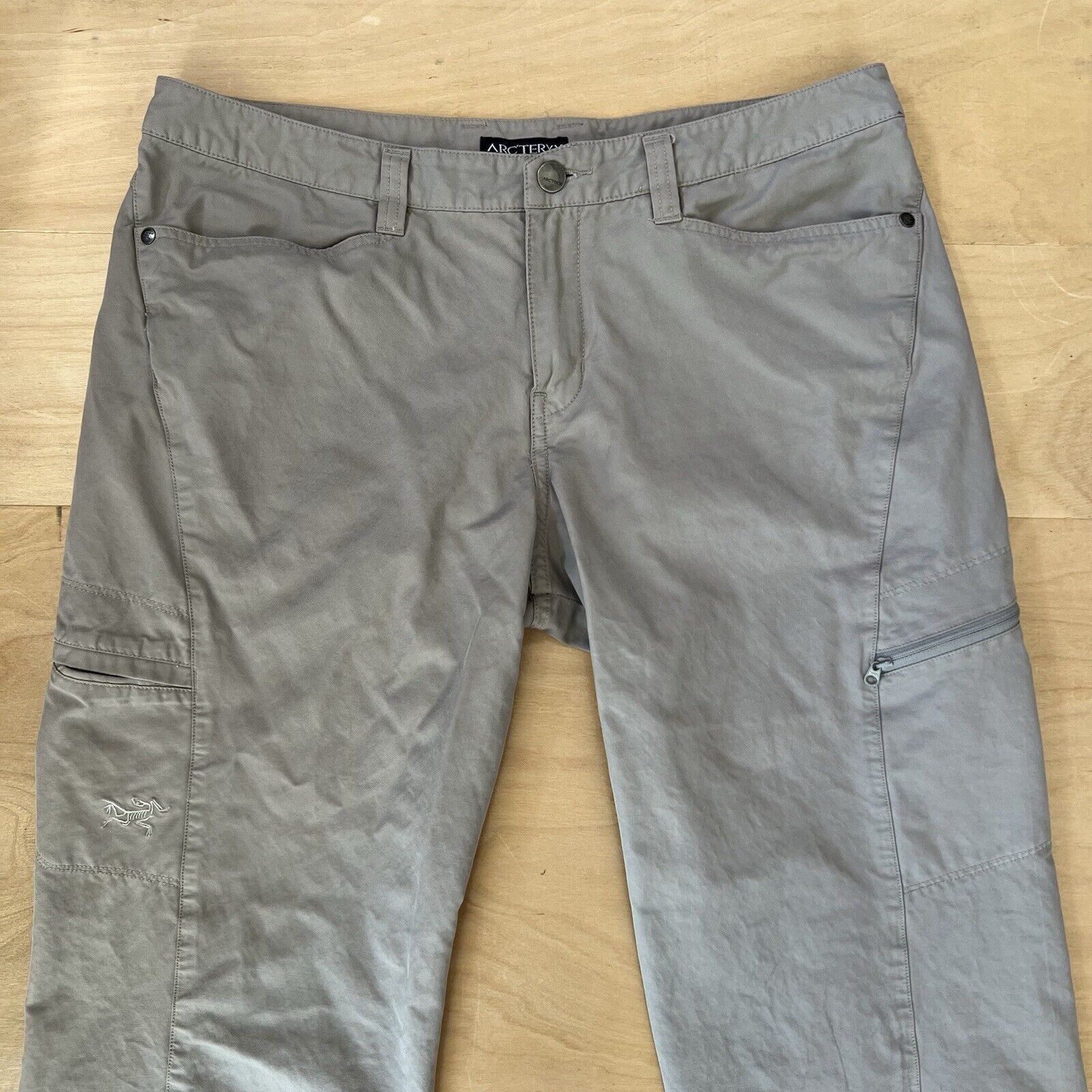 Arc'teryx Arc'teryx Cropped Pants Women's 12 Khaki Outdoors Casual Size 33" - 3 Thumbnail