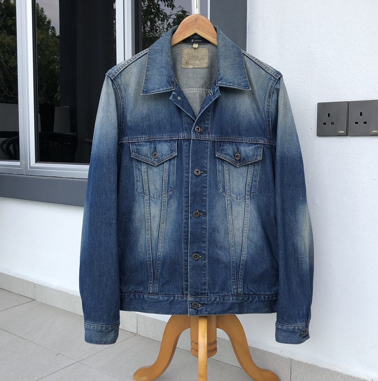 Johnbull Japanese Johnbull Trucker Denim Jacket Size US L / EU 52-54 / 3 - 1 Thumbnail
