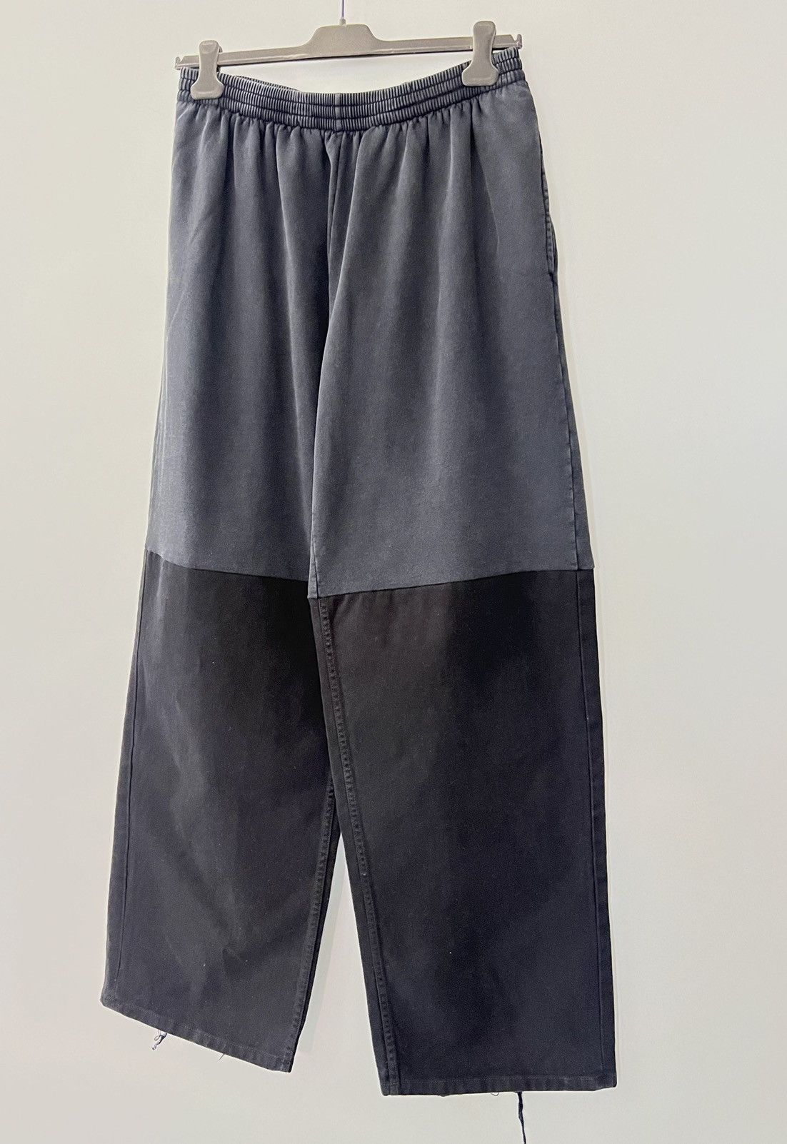 Balenciaga 🔥$2.8K VALUE🔥Balenciaga Patched Sweat Pants Size US 32 / EU 48 - 5 Thumbnail