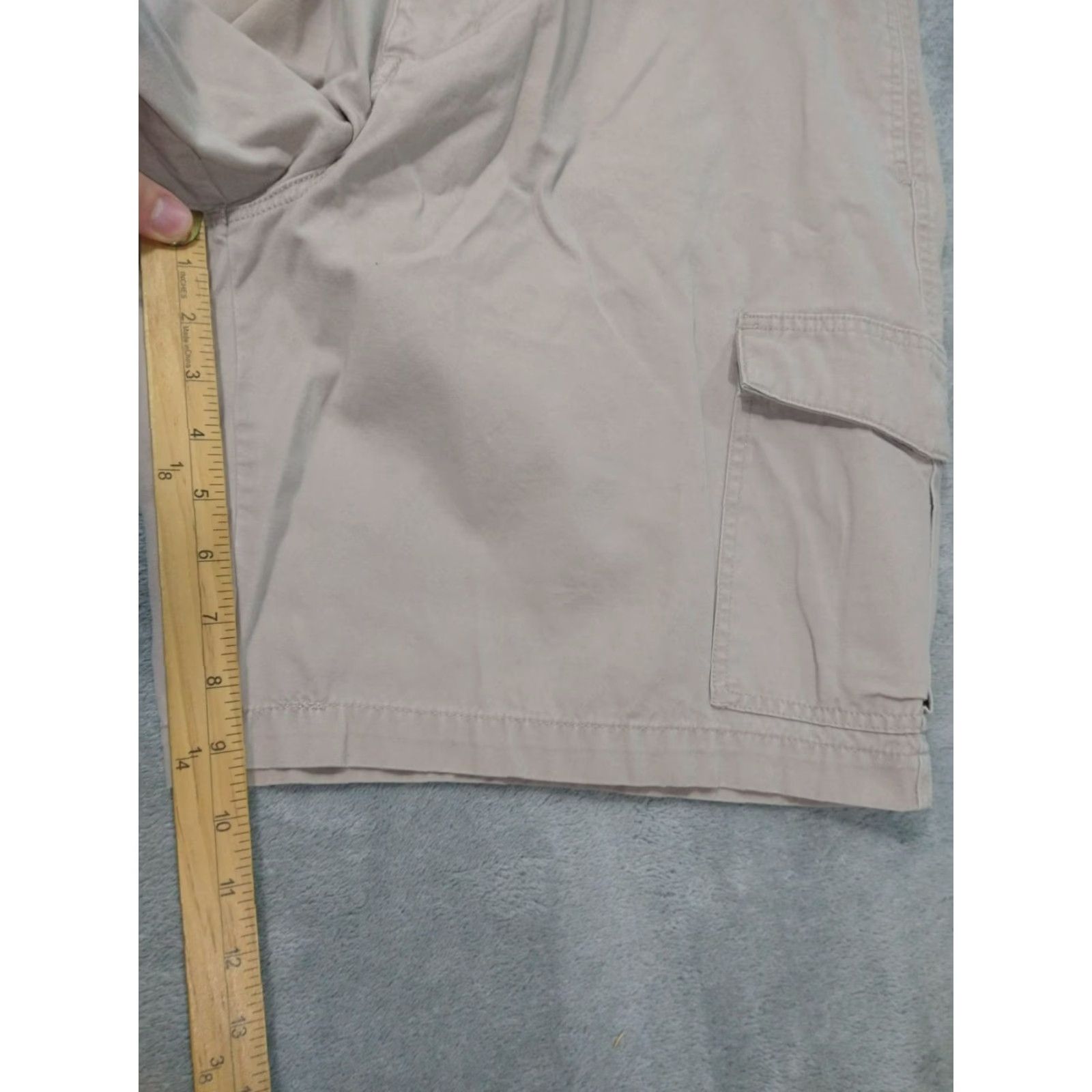 Chaps Chaps Cargo Shorts Mens 40 Beige Cotton Outdoors Casual Sale - 9 In Inseam / Regular Rise Hard to Find Jeans? (Note: Do not add extraneous info) Size US 40 / EU 56 - 5 Thumbnail