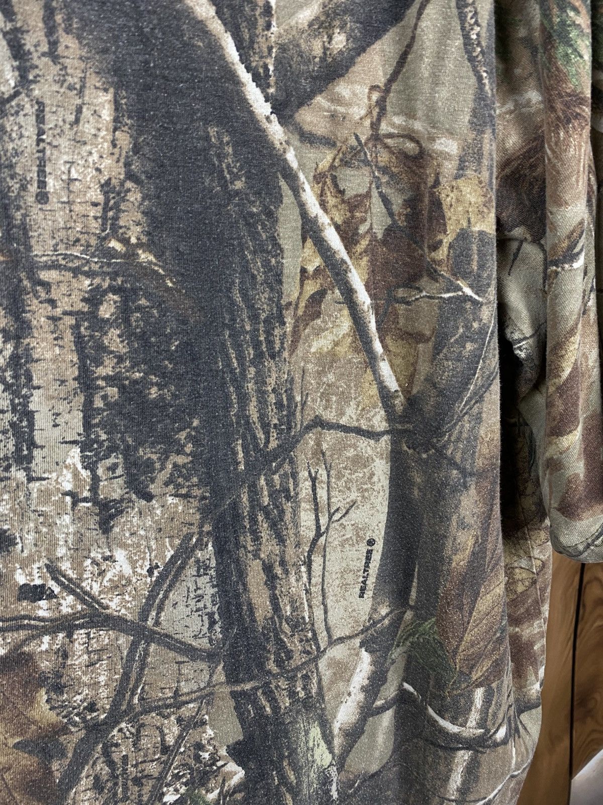 Realtree 🌳Vintage T-Shirt Realtree Overprint Monogram Tree Tee🌳 Size US XXL / EU 58 / 5 - 12 Thumbnail