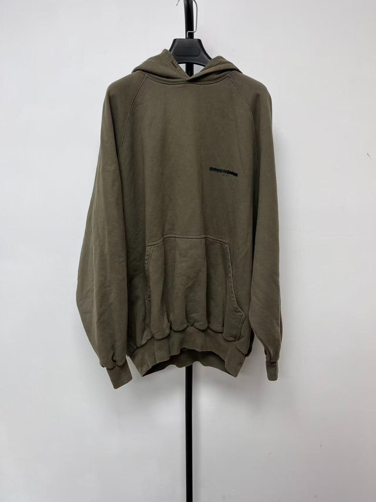 Balenciaga Balenciaga Logo Print Hooded Sweatshirt Size US M / EU 48-50 / 2 - 1 Thumbnail