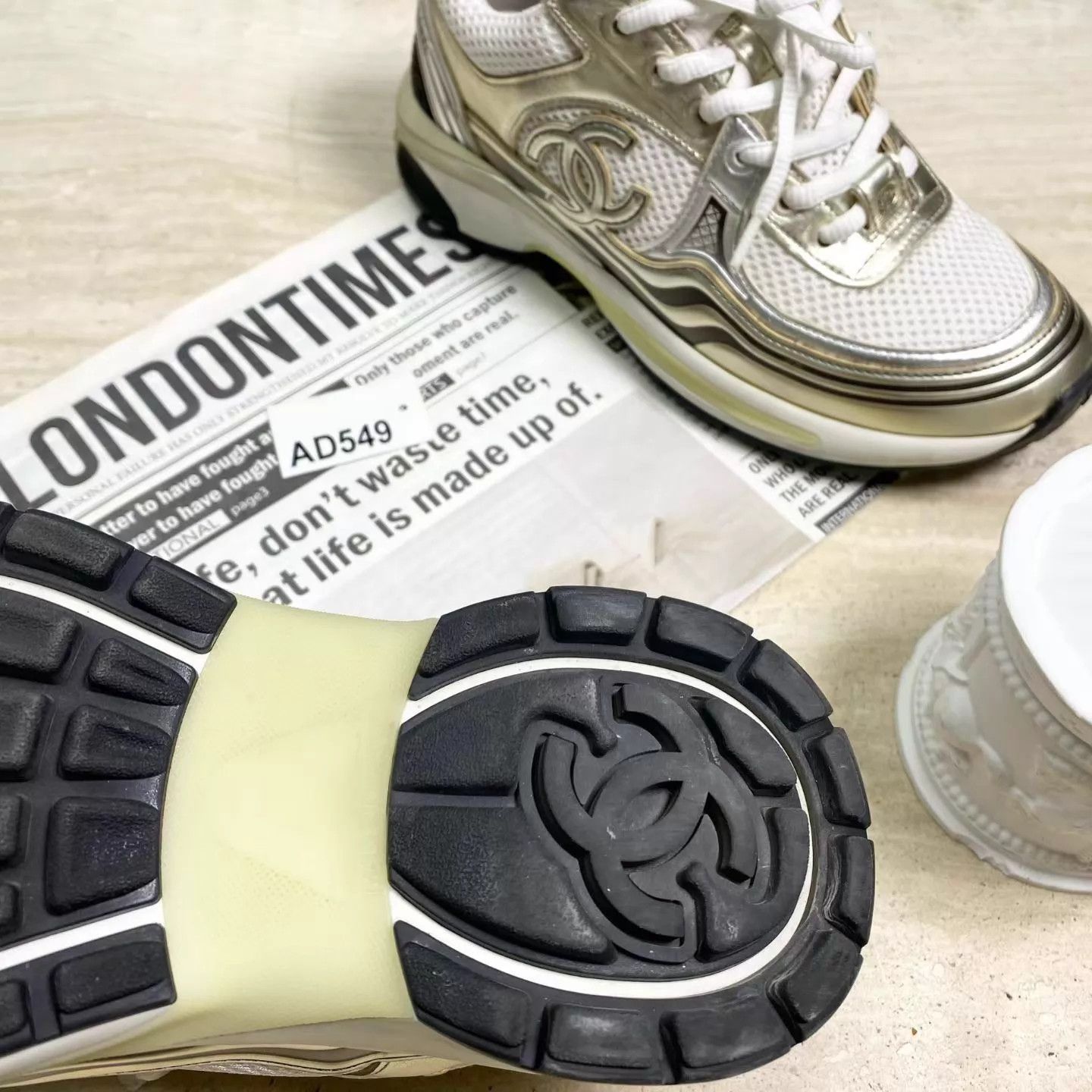 Chanel CHANEL White Gold Logo King Horns LT Sneaker 37 98 AD549 Size US 6.5 / IT 36.5 - 5 Thumbnail