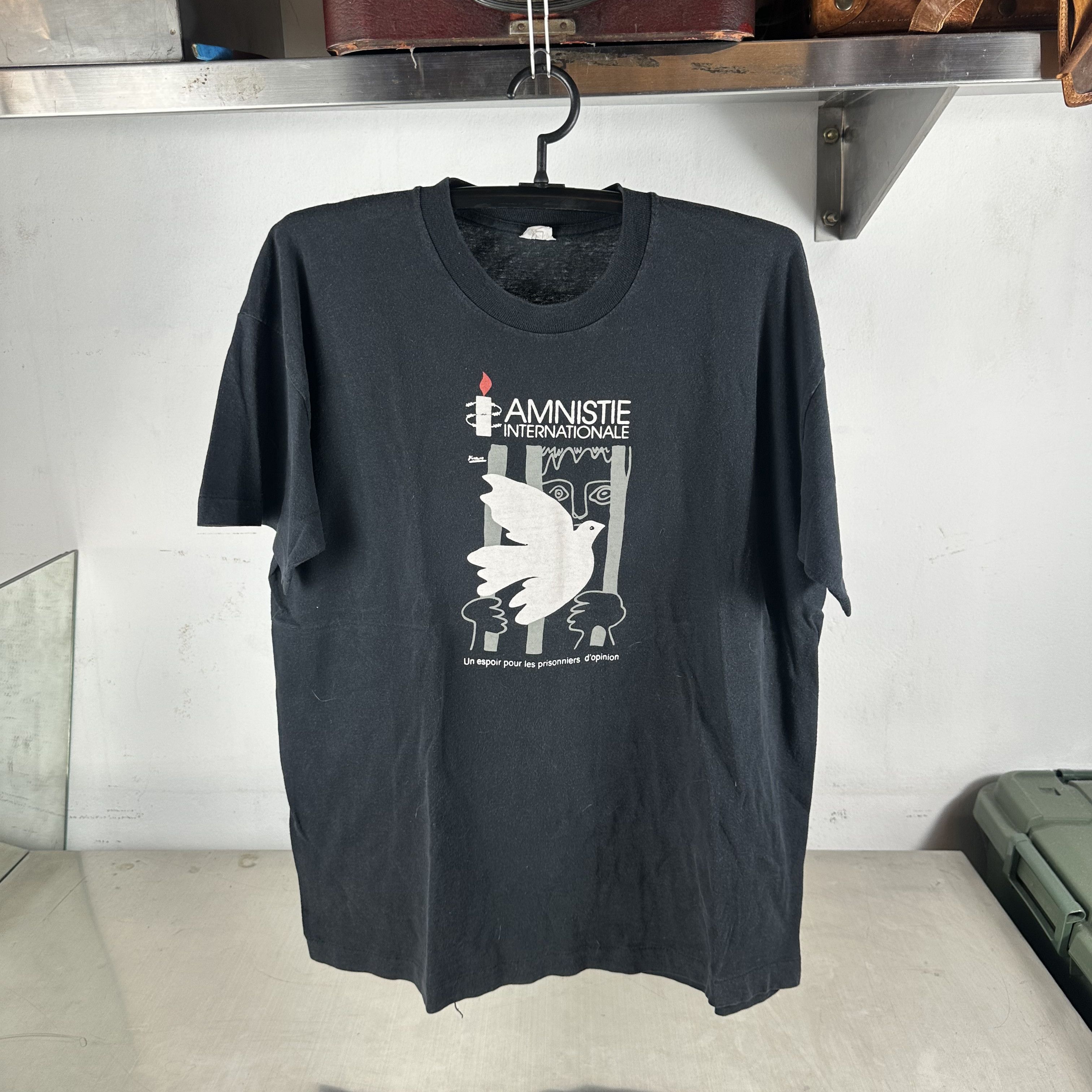 Vintage VINTAGE PABLO PICASSO SEATED WOMAN ART 1937 T SHIRT | Grailed