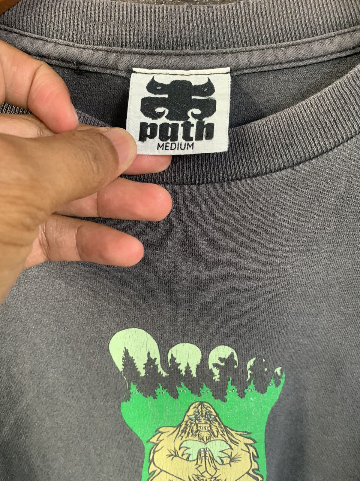 Vintage Vintage 90s PATH Skateboards T shirt Size US M / EU 48-50 / 2 - 5 Thumbnail
