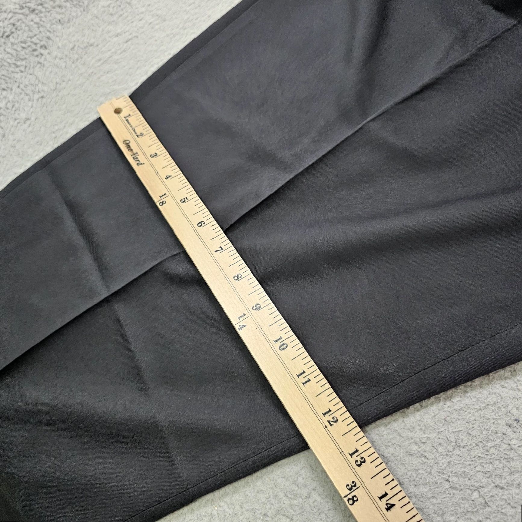 Croft & Barrow Croft & Barrow Dress Pants Mens 42x30 Black Classic Fit Pleated Cuffed-Front Zip Pockets Straight Leg Pants Mens Classic Fit Black Tie 001 Black Tie Size US 42 / EU 58 - 5 Thumbnail
