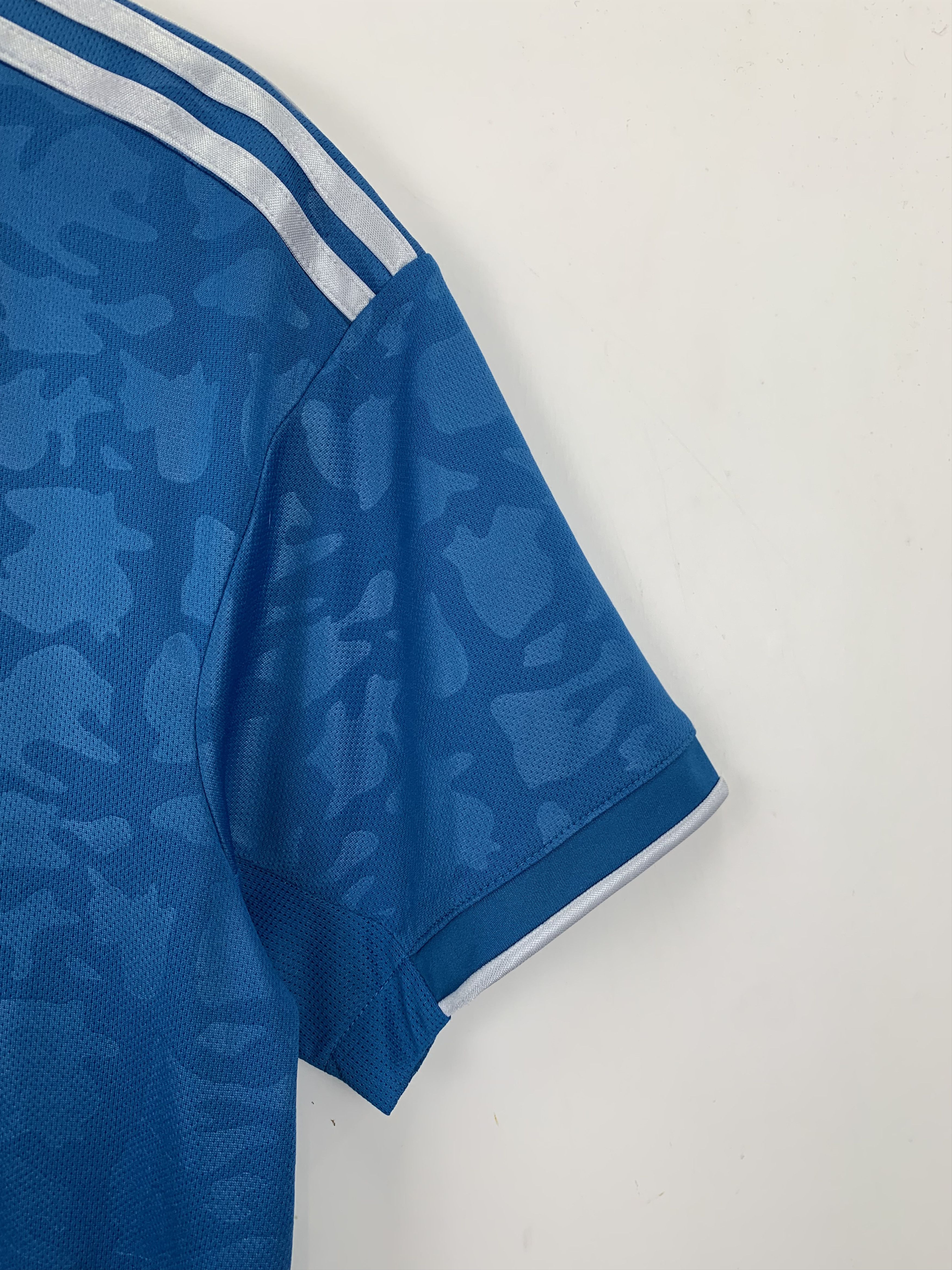Other Adidas Juventus Soccer Jersey TA0225 Size US M / EU 48-50 / 2 - 5 Thumbnail