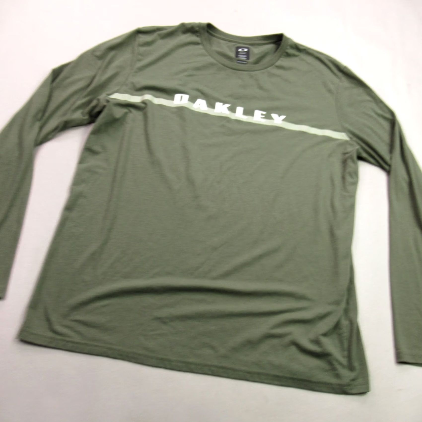 Oakley Oakley Sweater Mens 2XL Long Sleeve Crew Neck Outdoors Green Casual Size US XXL / EU 58 / 5 - 2 Thumbnail