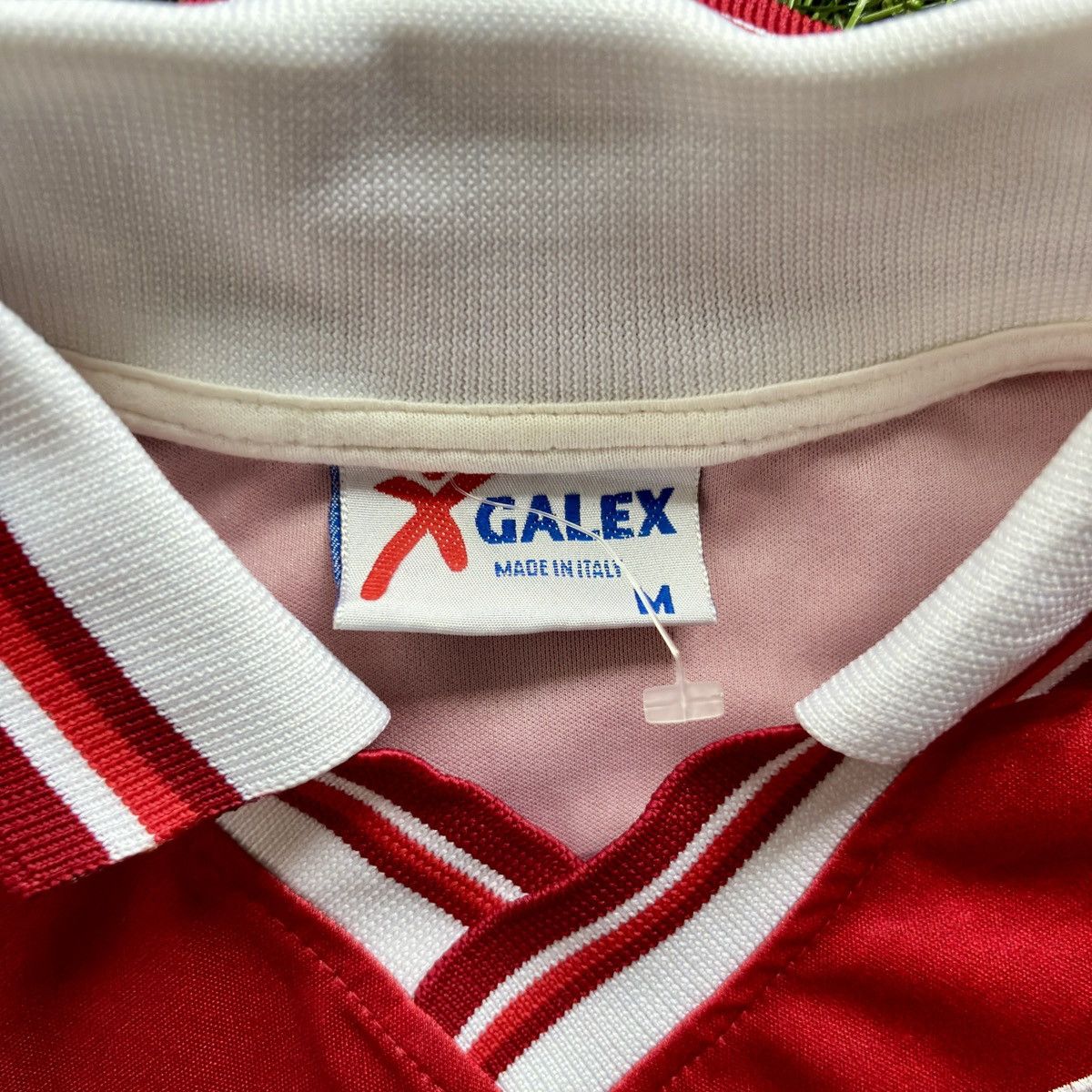 Other Perugia Home 1998-99 Nakata #7 Soccer Jersey Size US M / EU 48-50 / 2 - 6 Thumbnail