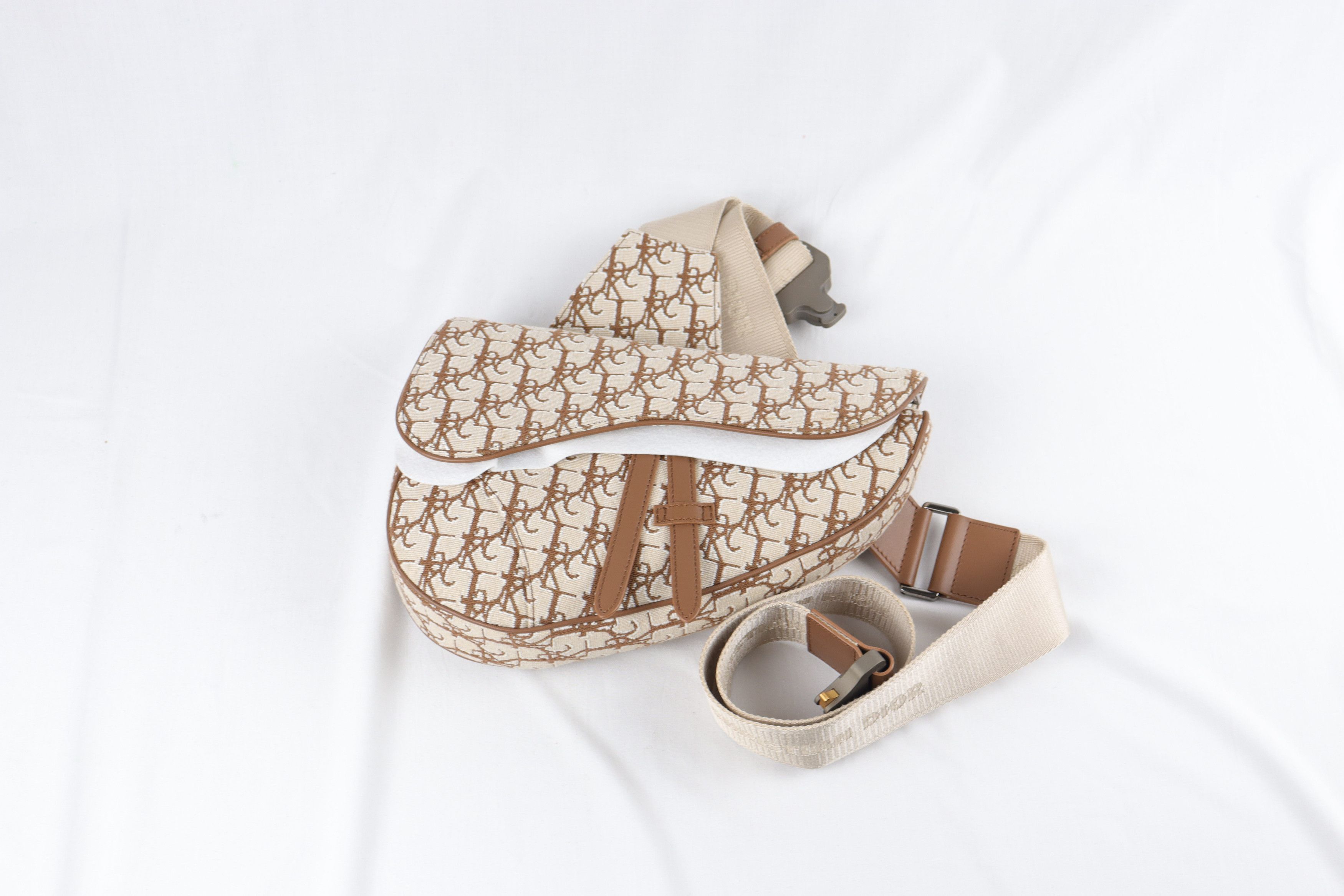Dior o1rshd11223 Dior x Cactus Jack Oblique Jacquard Saddle Bag Size ONE SIZE - 1 Thumbnail
