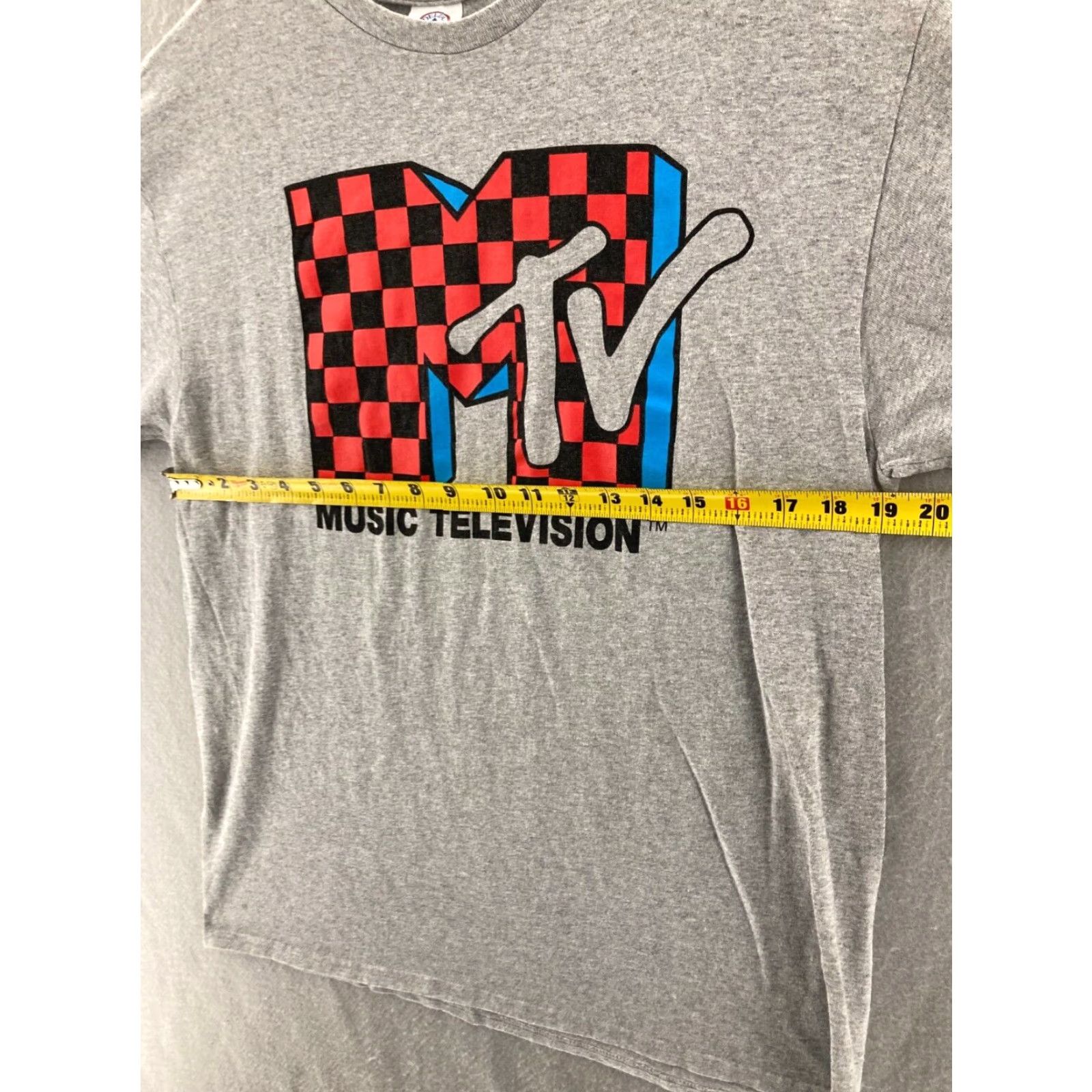 Delta MTV Graphic Shirt Mens Large Gray Crew Neck Short Sleeve Cotton Blend Music Size US L / EU 52-54 / 3 - 2 Thumbnail