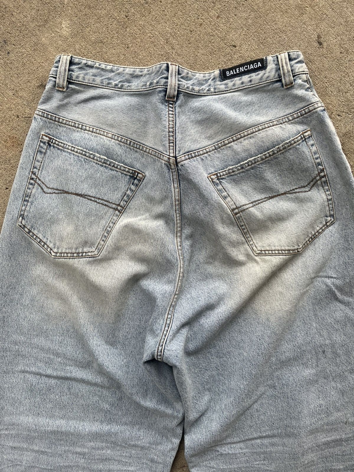 Balenciaga Balenciaga 2022 Baggy Jeans Size US 34 / EU 50 - 8 Thumbnail