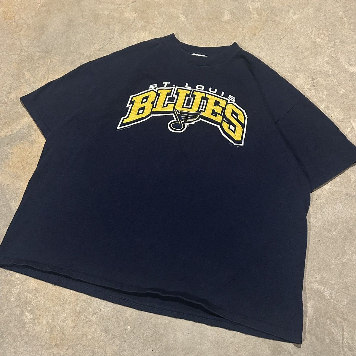 NHL Vintage 1990s St Louis Blues NHL Hockey Team Tee Baggy Navy Size US XXL / EU 58 / 5 - 2 Thumbnail