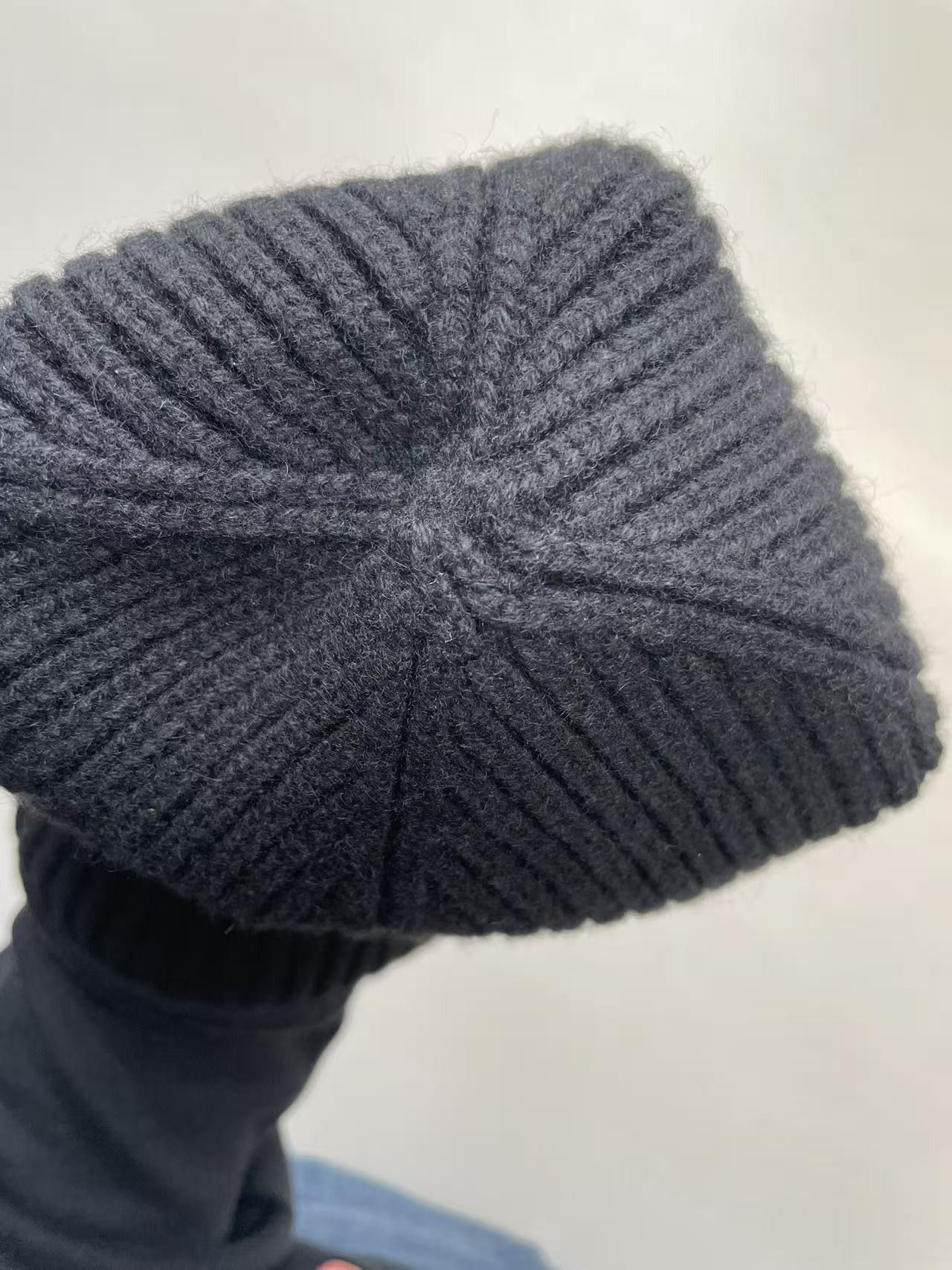 Chanel Chanel CC Cashmere Black Beanie Size ONE SIZE - 5 Thumbnail