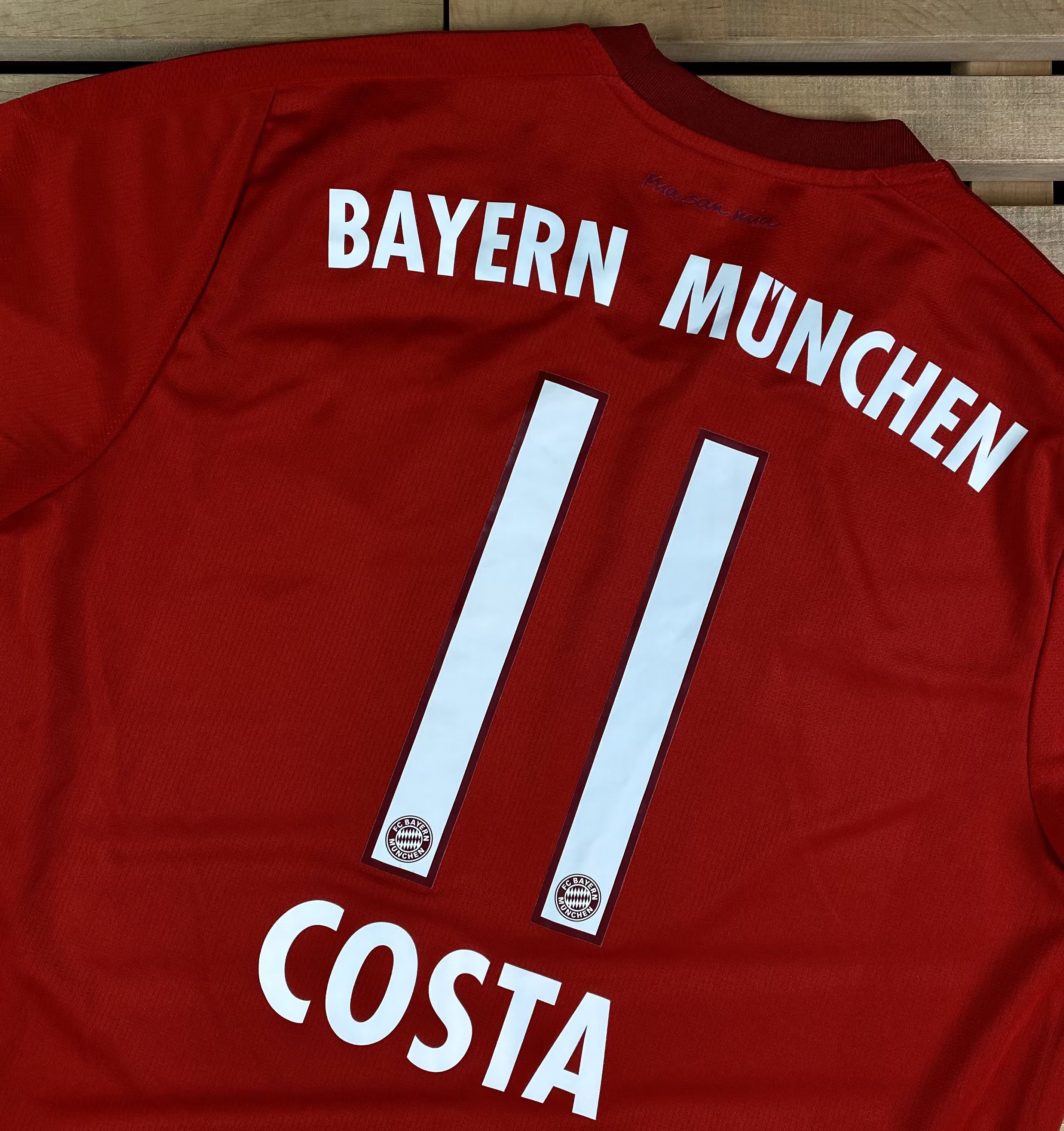 Adidas × Vintage Men’s T-Shirt Jersey FC Bayern Munhen Adidas Vintage Size L Size US L / EU 52-54 / 3 - 7 Thumbnail