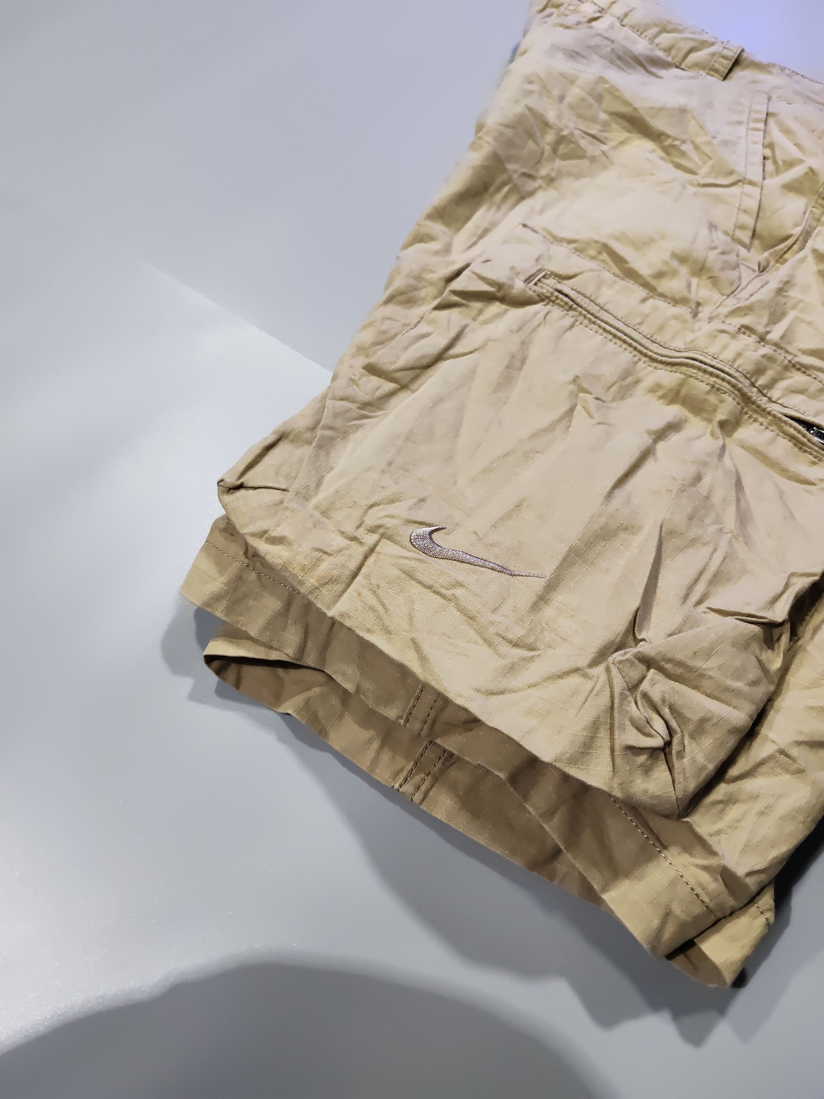 Nike 💥💥WOW💥💥 Vintage Nike ris top Cotton shorts in khaki Size US 38 / EU 54 - 2 Thumbnail