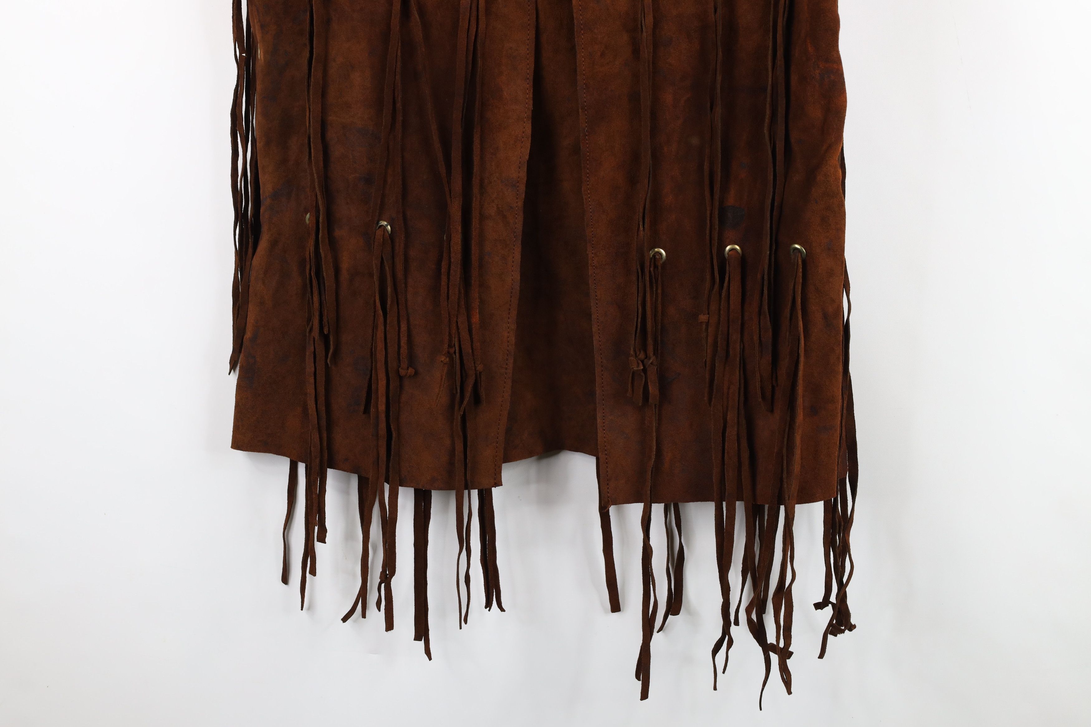 Vintage Vintage 60s 70s Boho Chic Fringed Suede Leather Vest USA Size L / US 10 / IT 46 - 3 Thumbnail