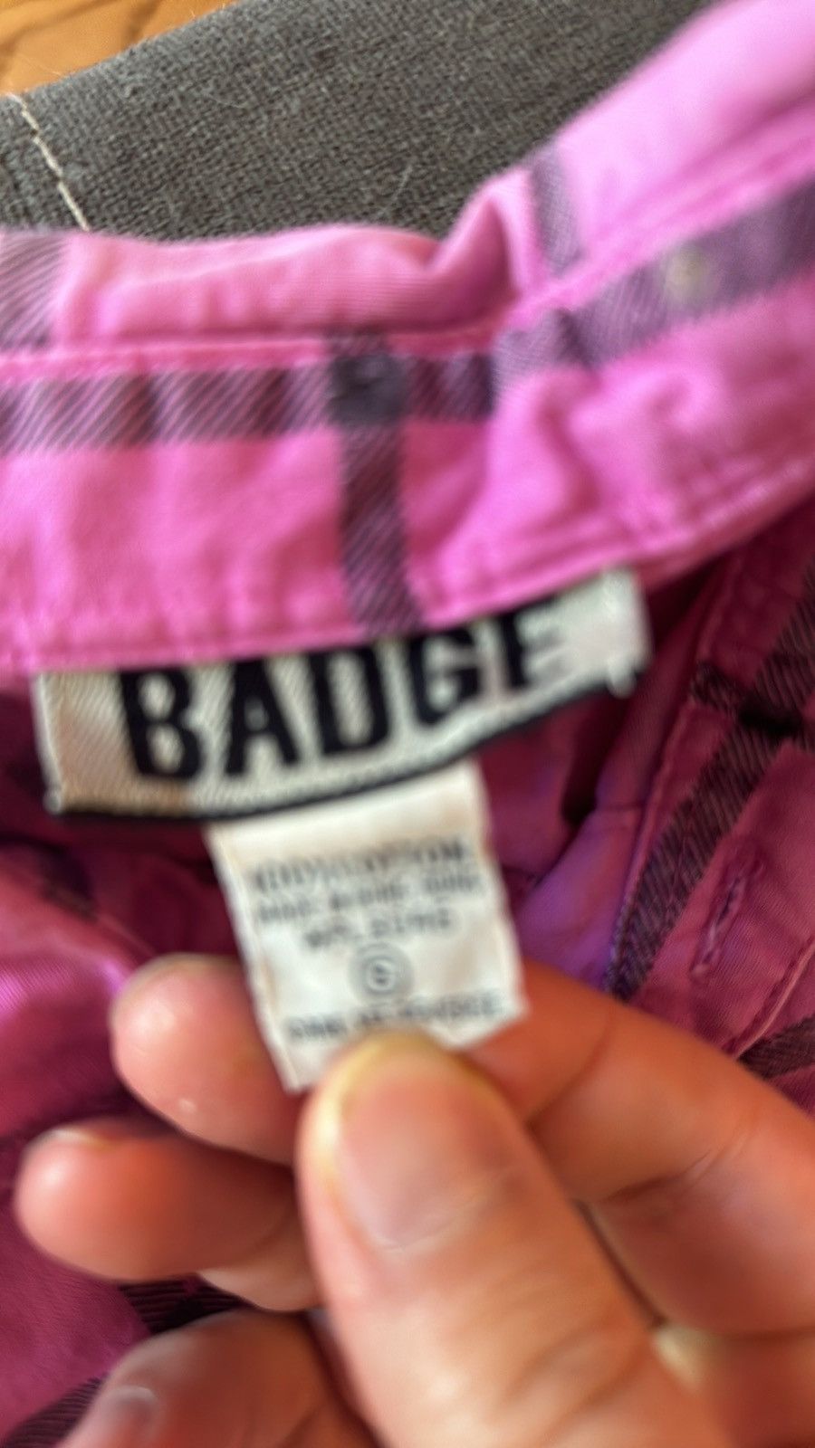 Vintage Vintage 80’s Badge Long button-up shirt. Size S. Size US S / EU 44-46 / 1 - 3 Thumbnail