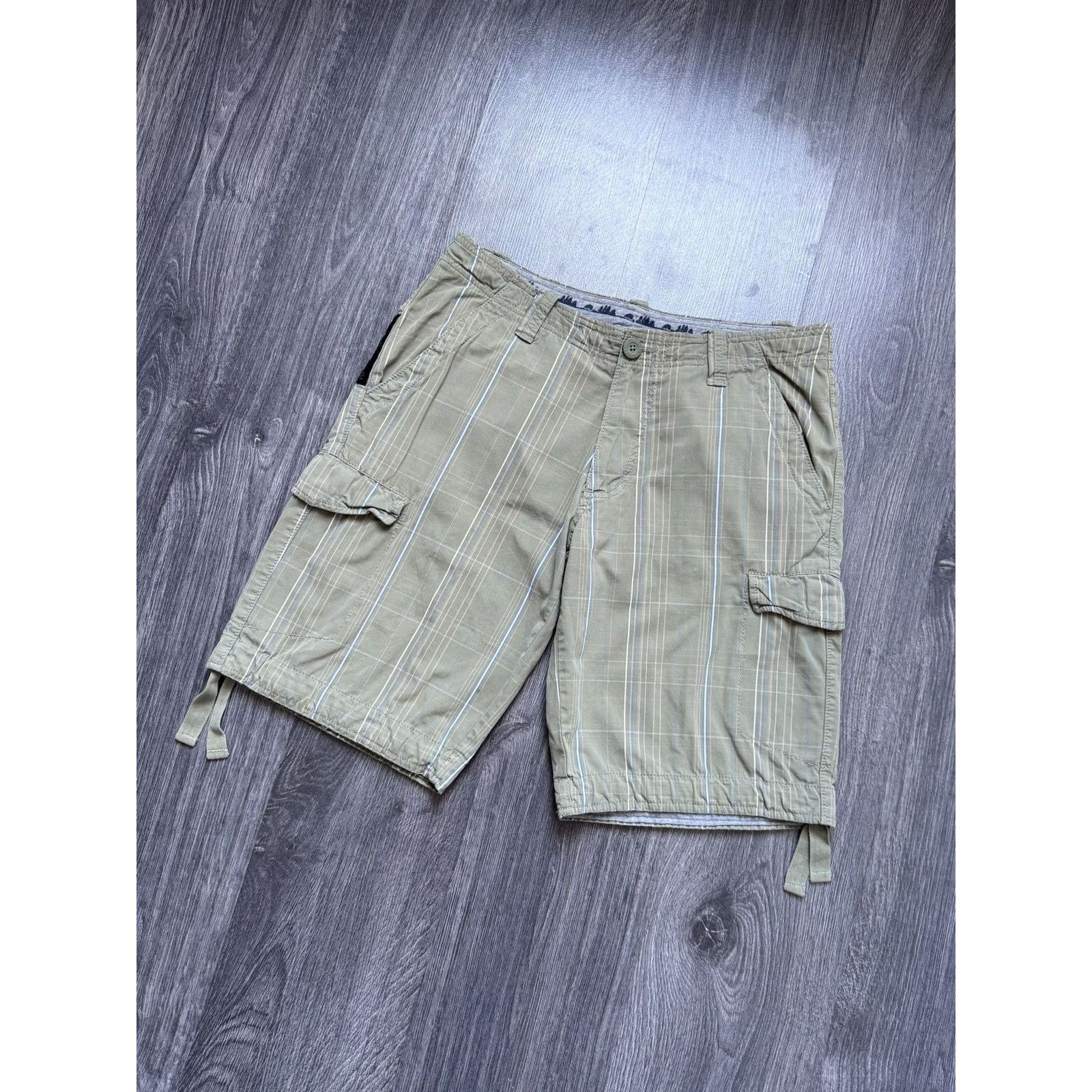 Nike 00s Vintage Cargo Shorts Drill Y2K Size US 30 / EU 46 - 2 Thumbnail