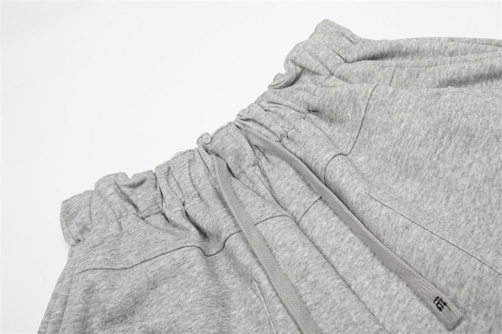 Japanese Brand Men's trendy street workwear wide-leg sports loose shorts Size US 32 / EU 48 - 3 Thumbnail