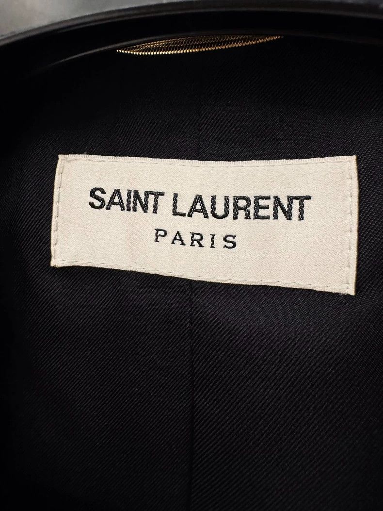 Saint Laurent Paris Saint Laurent Paris size 34 Velvet smoking coat Size XS / US 0-2 / IT 36-38 - 5 Thumbnail