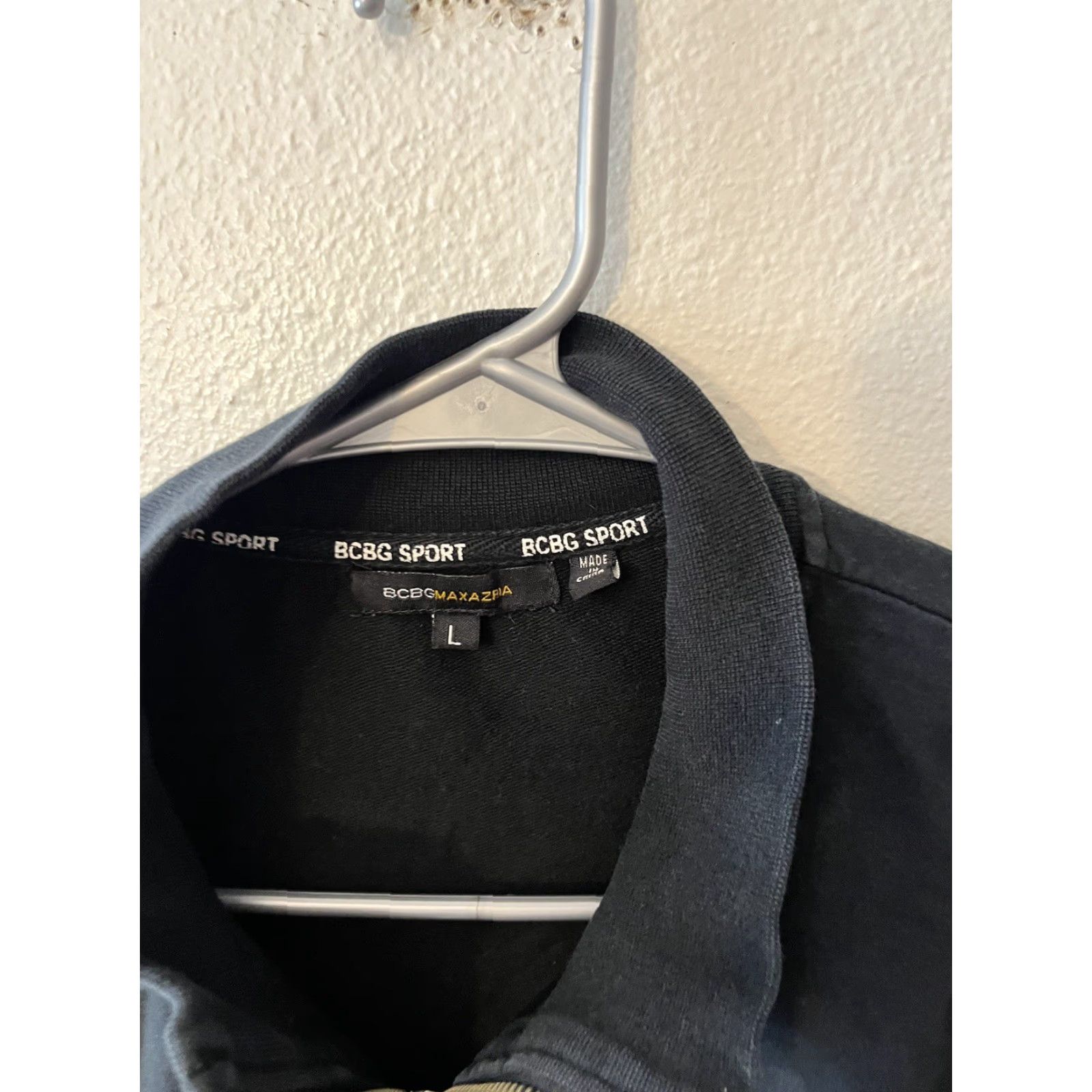 Bcbgmaxazria BCBG MAX AZRIA Hoodie Sweater Zip Black Logo Studded L Womens Size Large Clothing Size L / US 10 / IT 46 - 3 Thumbnail