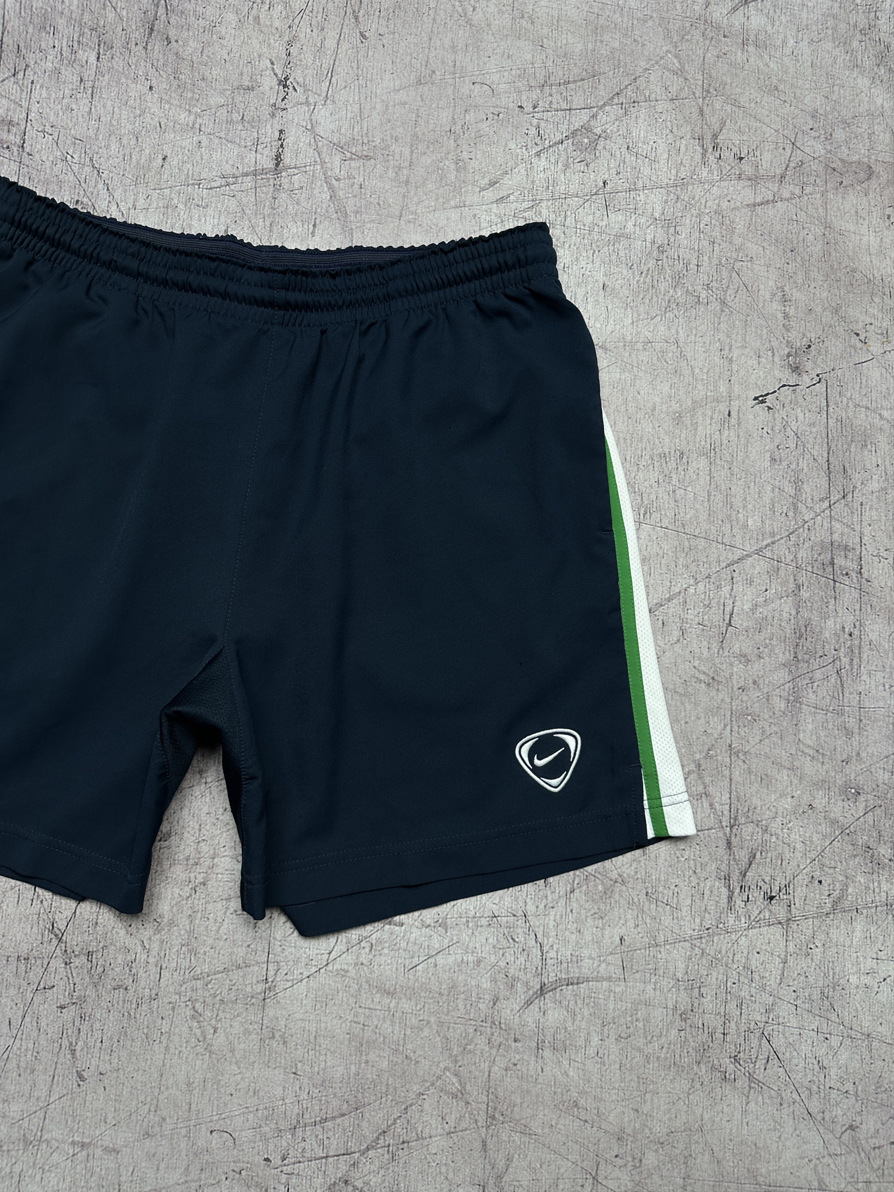 Nike Nike Dri Fit Vintage Mens Shorts Size US 32 / EU 48 - 2 Thumbnail