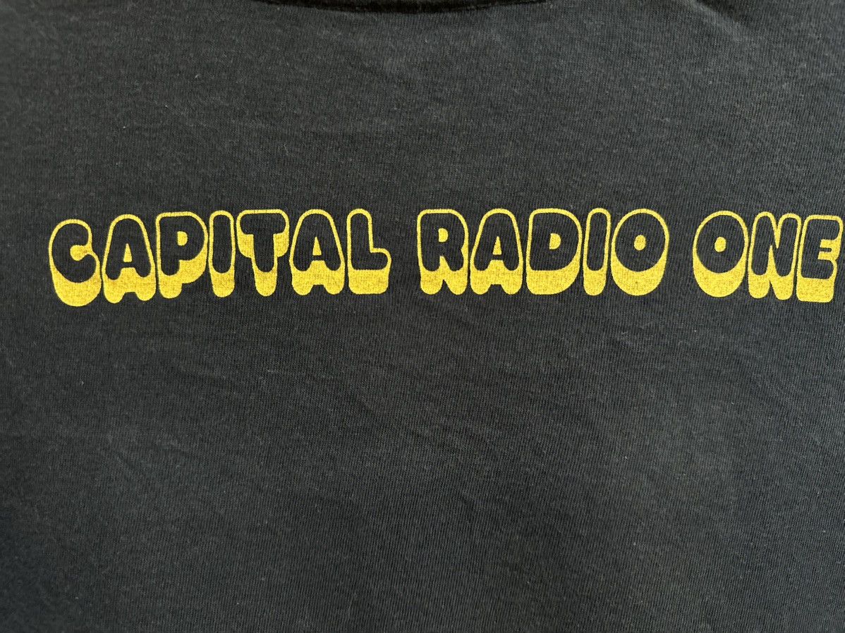 Band Tees × Vintage Vintage NeverDie Smiley Capital Radio One Tee Size US L / EU 52-54 / 3 - 6 Thumbnail