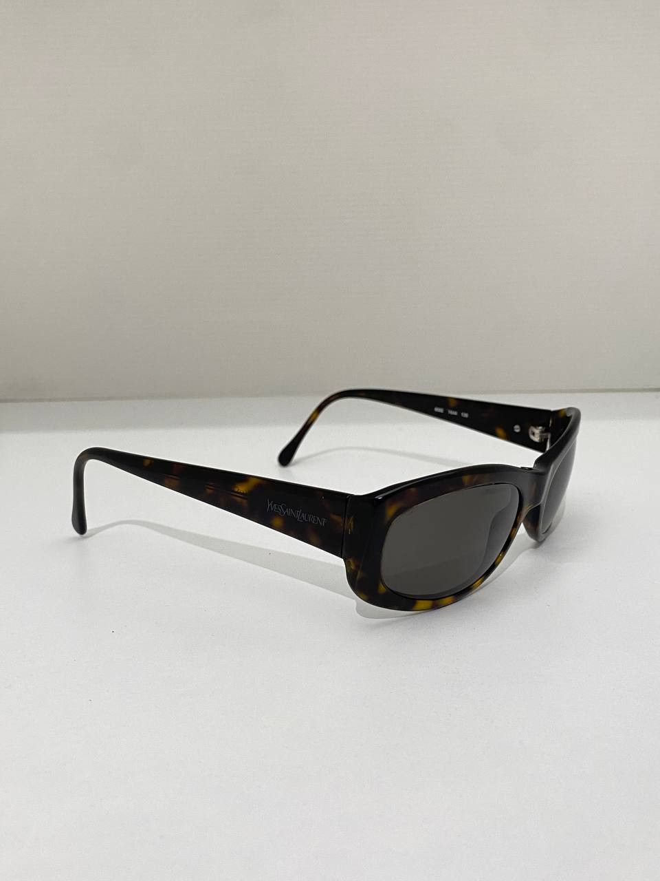 Yves Saint Laurent Yves Saint Laurent YSL Logo Ruby Oval Sunglasses Vintage Size ONE SIZE - 5 Thumbnail