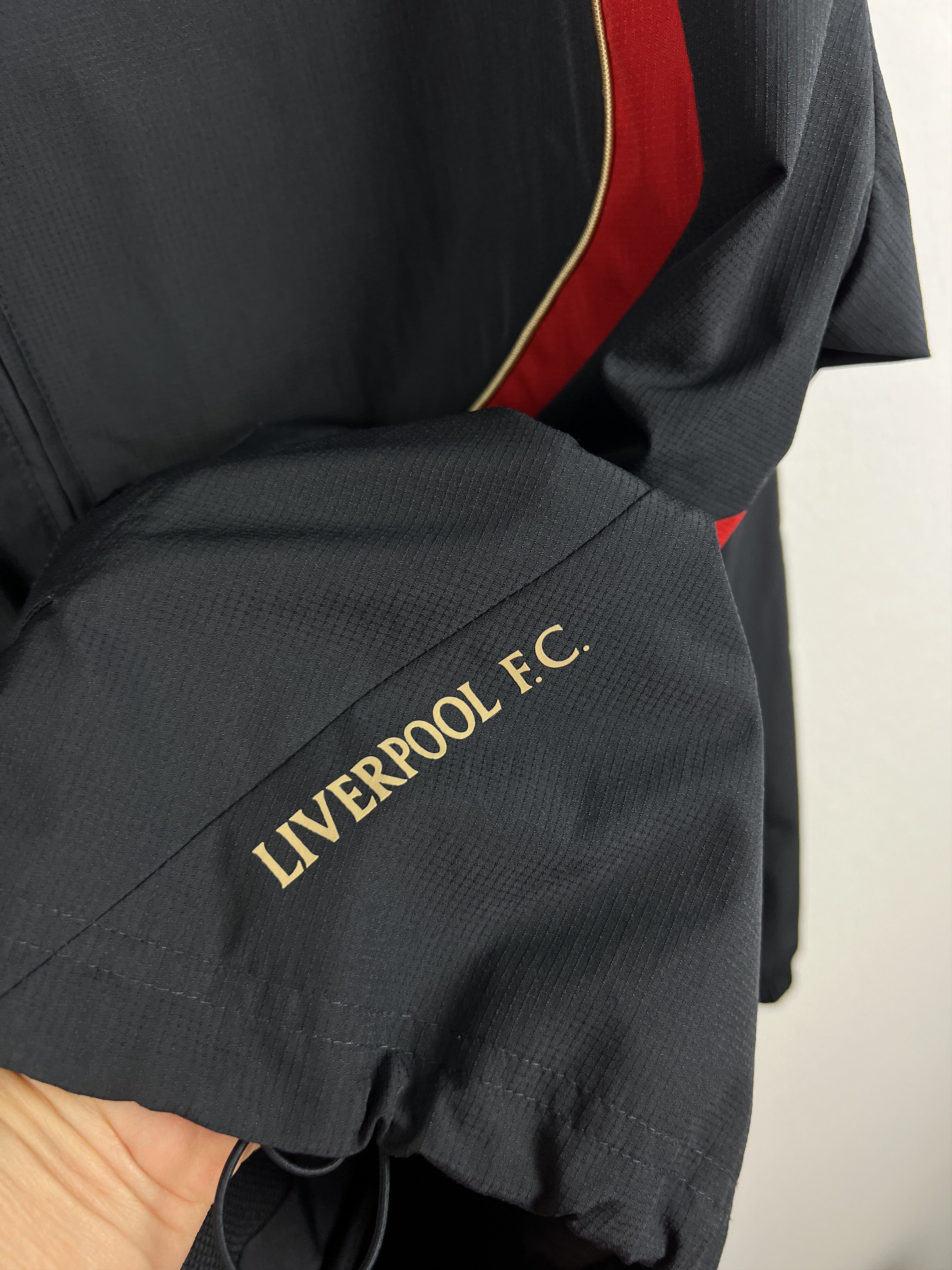 Adidas Liverpool Football Jacket Soccer Track Hooded Windbreaker Size US XL / EU 56 / 4 - 5 Thumbnail