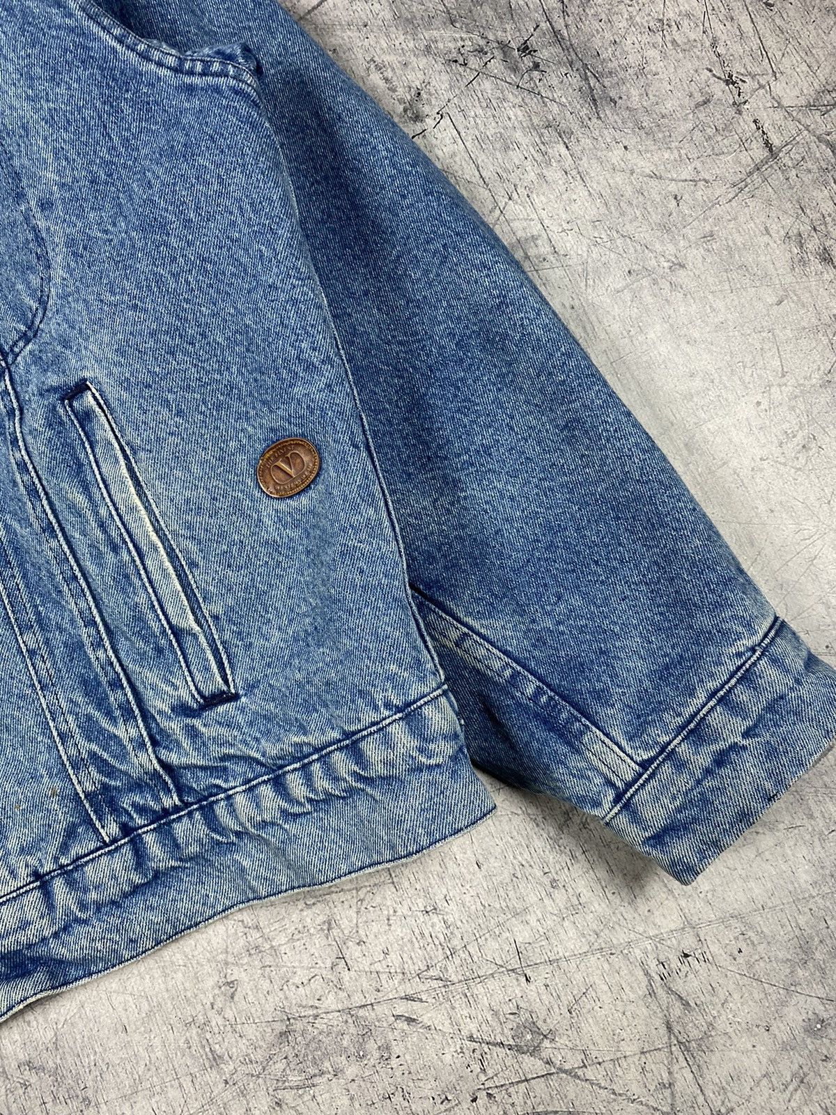Valentino Rare Vintage Valentino Sherpa Denim Jacket Size US L / EU 52-54 / 3 - 10 Thumbnail