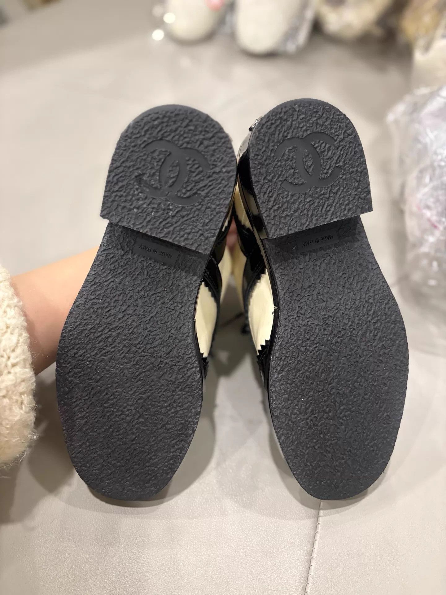 Chanel Chanel Panda Colorblock Chelsea Shoes NIB 35.5C Size US 5 / IT 35 - 3 Thumbnail