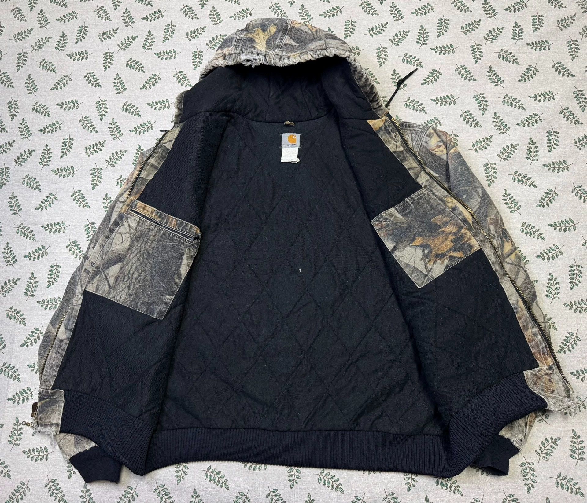 Carhartt Vintage Carhartt J143 CMO Camo 2XLT Hooded Work Jacket Size US XXL / EU 58 / 5 - 4 Thumbnail