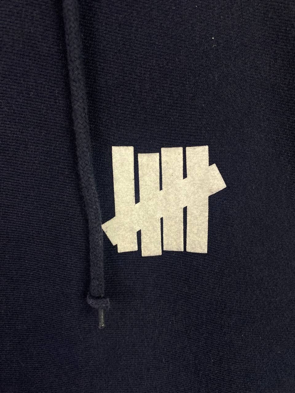 Undefeated undefeated small logo hoody very nice design Size US M / EU 48-50 / 2 - 3 Thumbnail