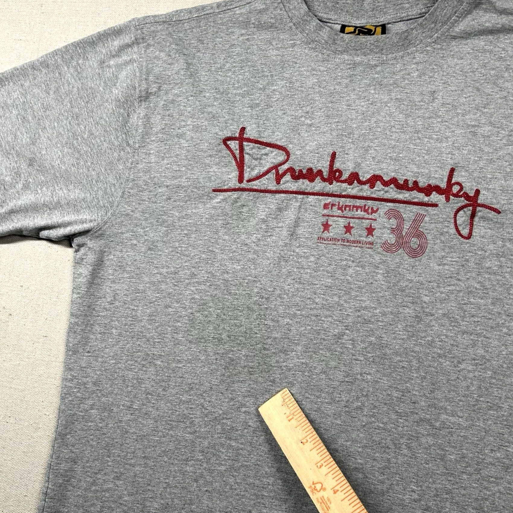Vintage VINTAGE Drunknmunky Shirt Mens XL Skater Y2K Grunge Hip Hop Embroidered Gray Shirt Mens XL Gray Grunge Hip Hop Skater 90s Embroidered Drunknmunky Size US XL / EU 56 / 4 - 3 Thumbnail