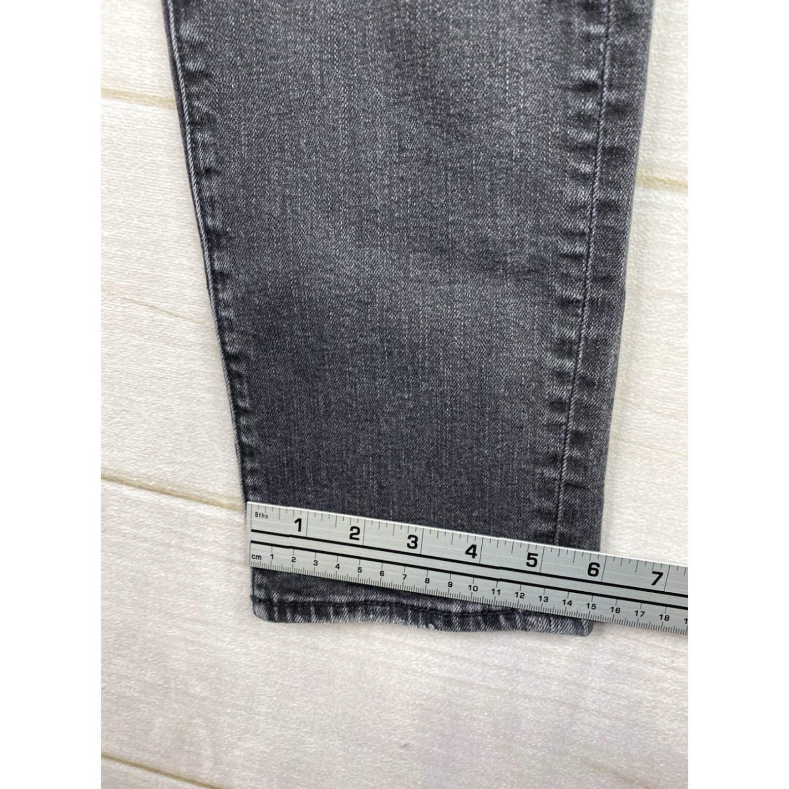 Abercrombie & Fitch Abercrombie & Fitch Jeans Slim Mens 33 x 32 Black Distressed Stretch Tapered Zip 5-Pocket Denim - 90s Theme, Regular Fit, Size 33 Black Mens Jeans Size US 33 - 6 Thumbnail