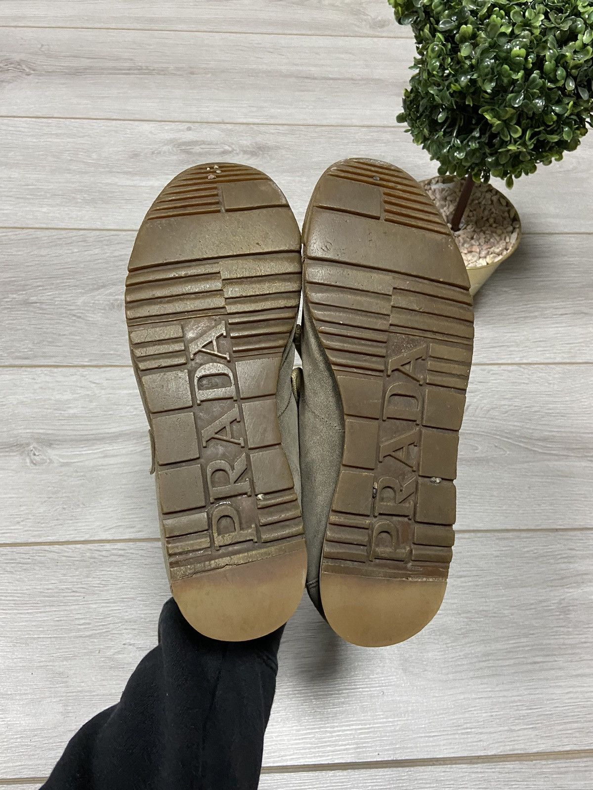 Prada Prada leather sneakers red tab metallic logo Size US 8.5 / EU 41-42 - 15 Thumbnail
